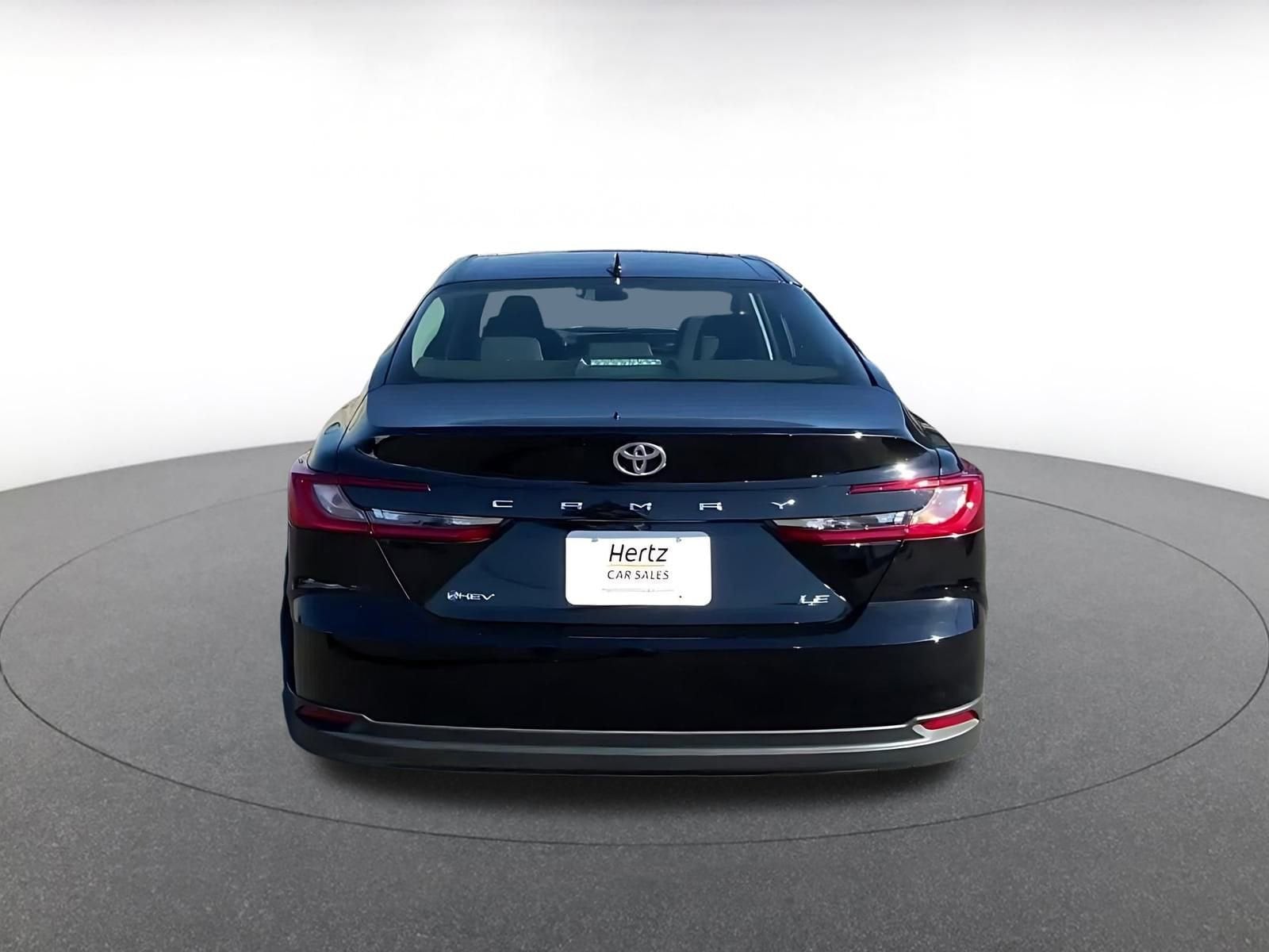 Thumbnail: 2025 Toyota Camry - 12