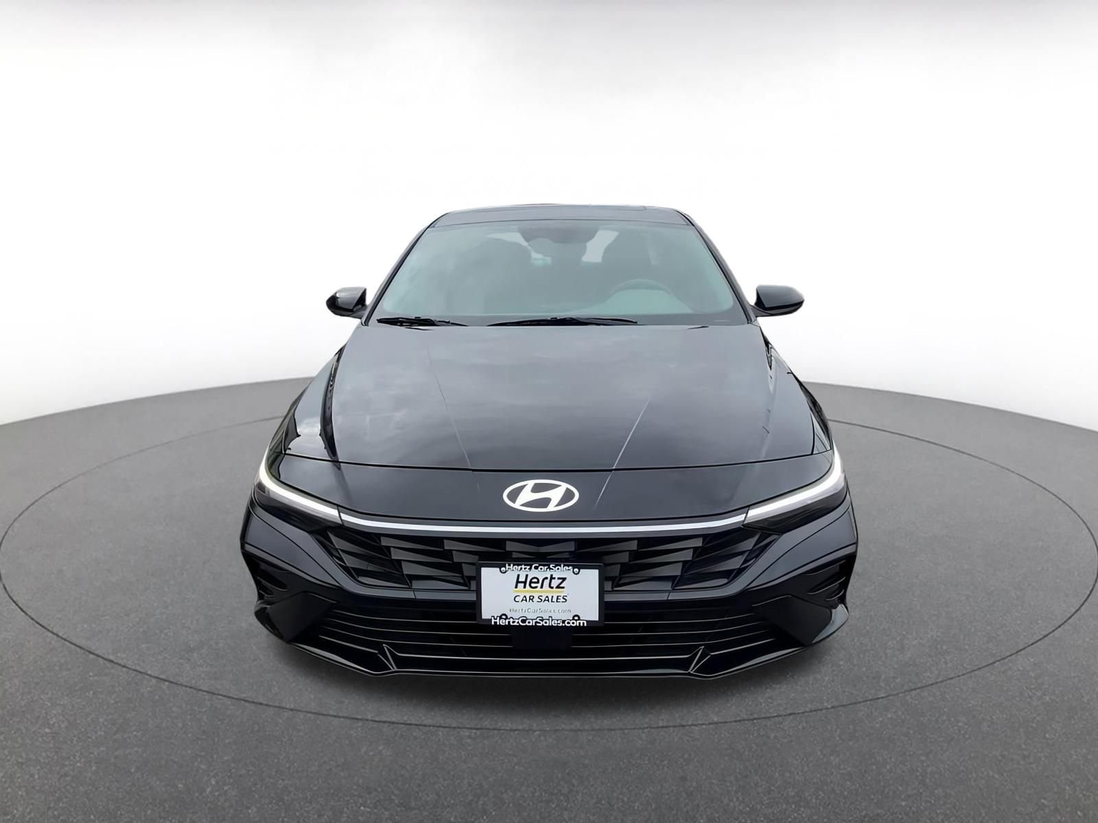 Thumbnail: 2025 Hyundai Elantra - 4