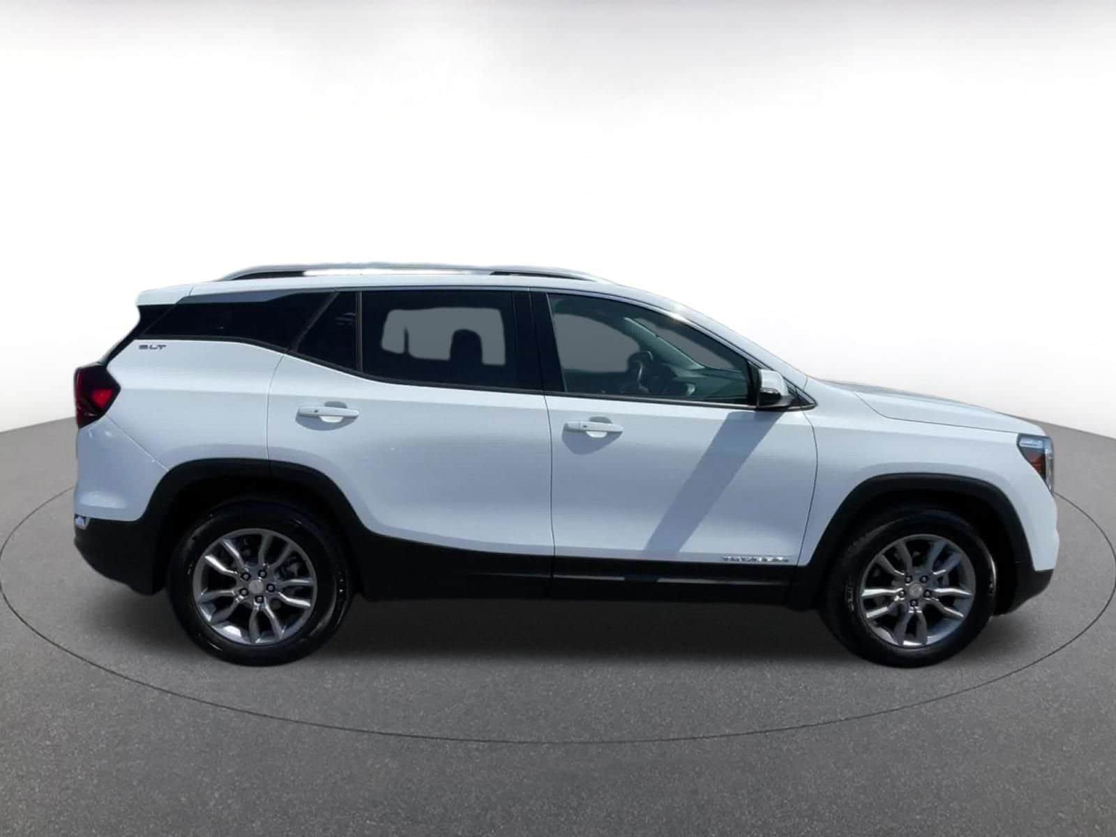 2024 GMC Terrain SLT 16