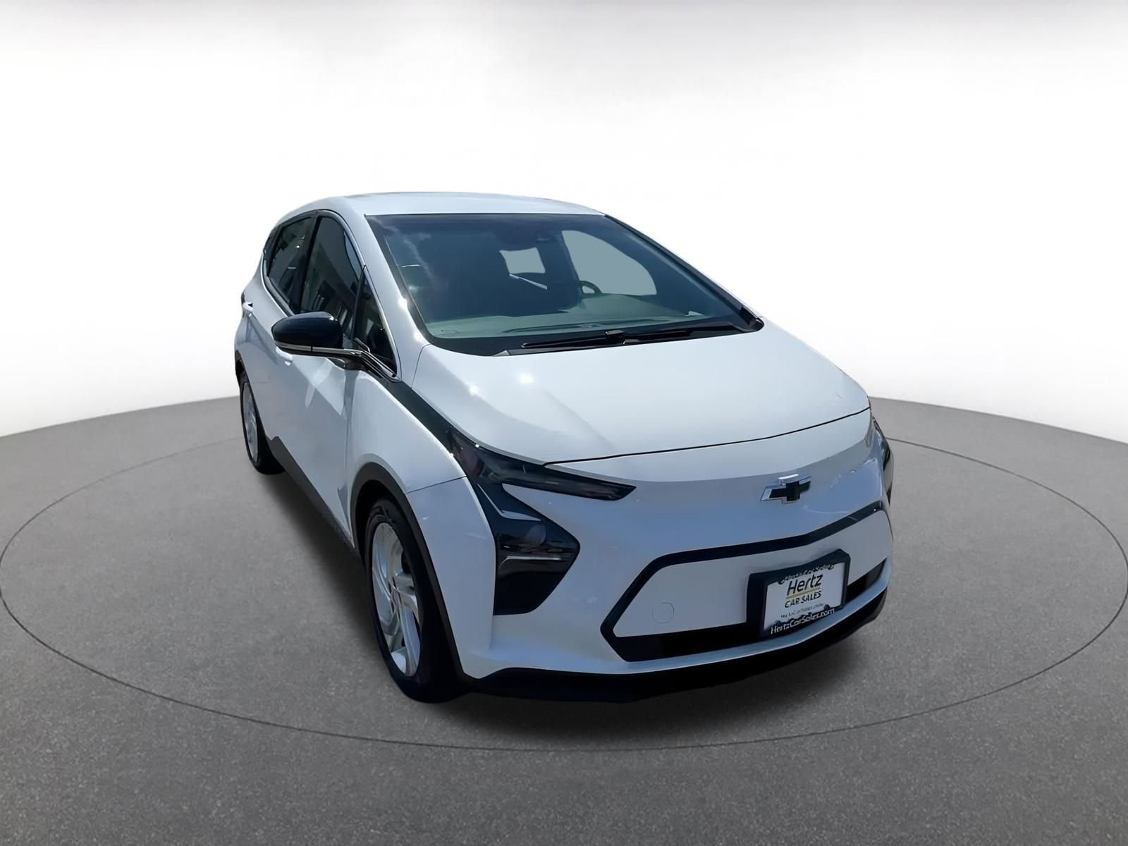 Thumbnail: 2023 Chevrolet Bolt EV - 3