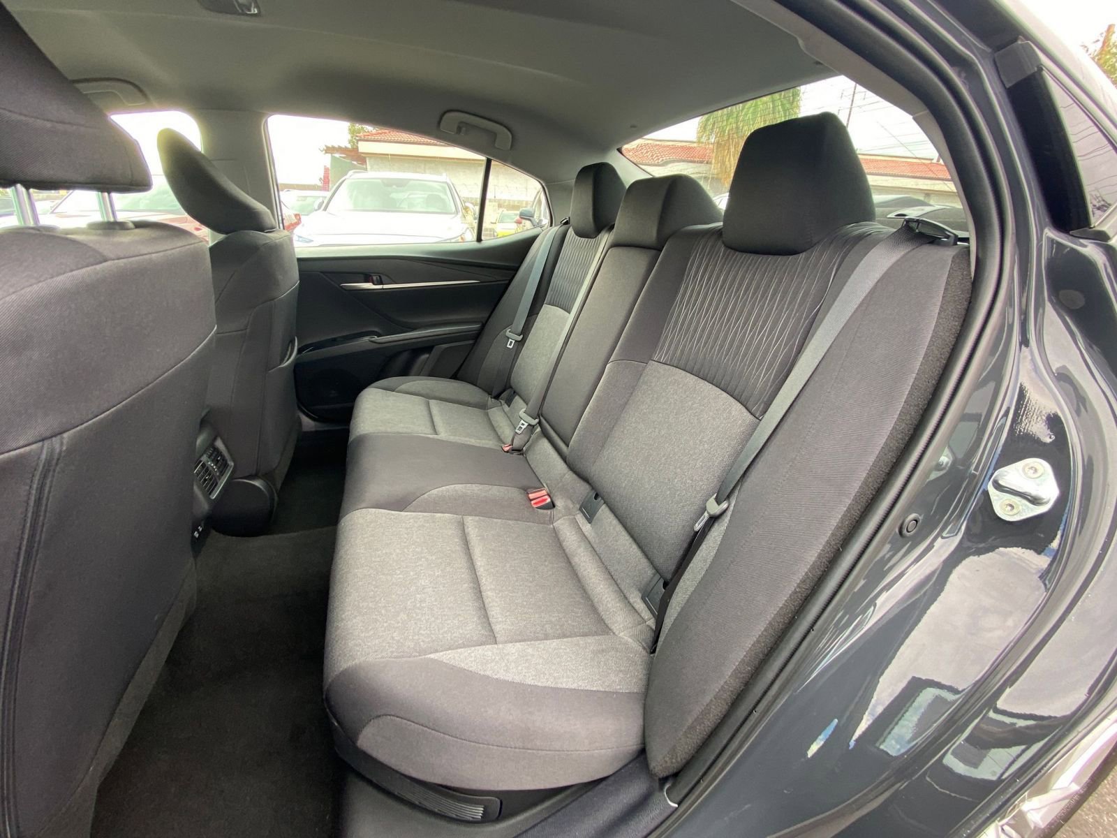 Thumbnail: 2025 Toyota Camry - 25