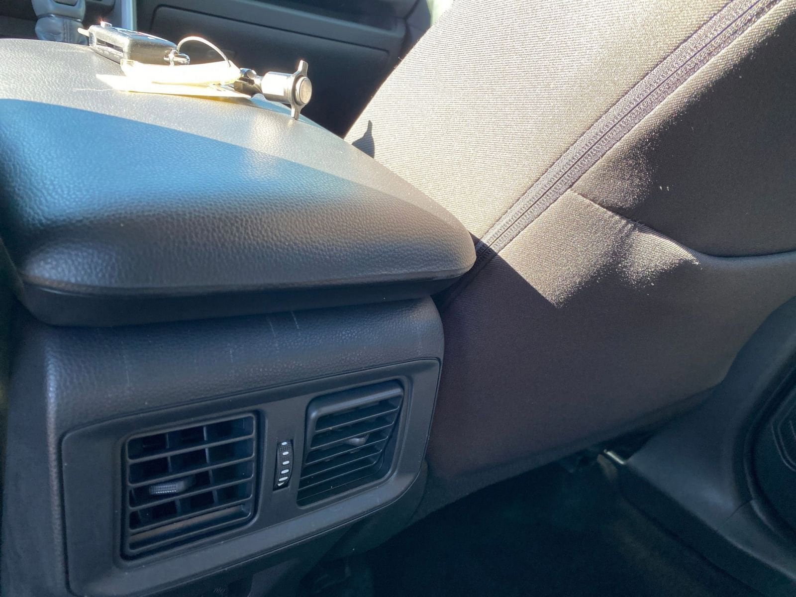 Thumbnail: 2025 Toyota RAV4 - 24