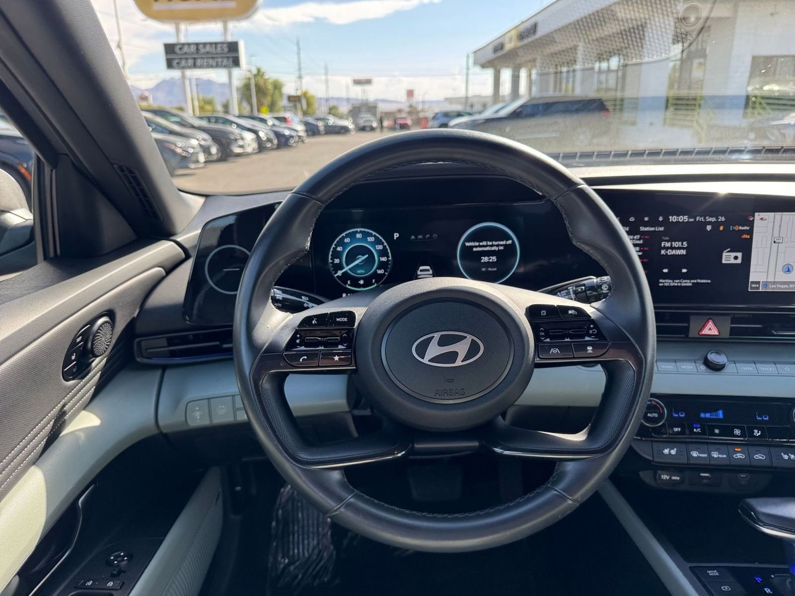 Thumbnail: 2025 Hyundai Elantra - 32