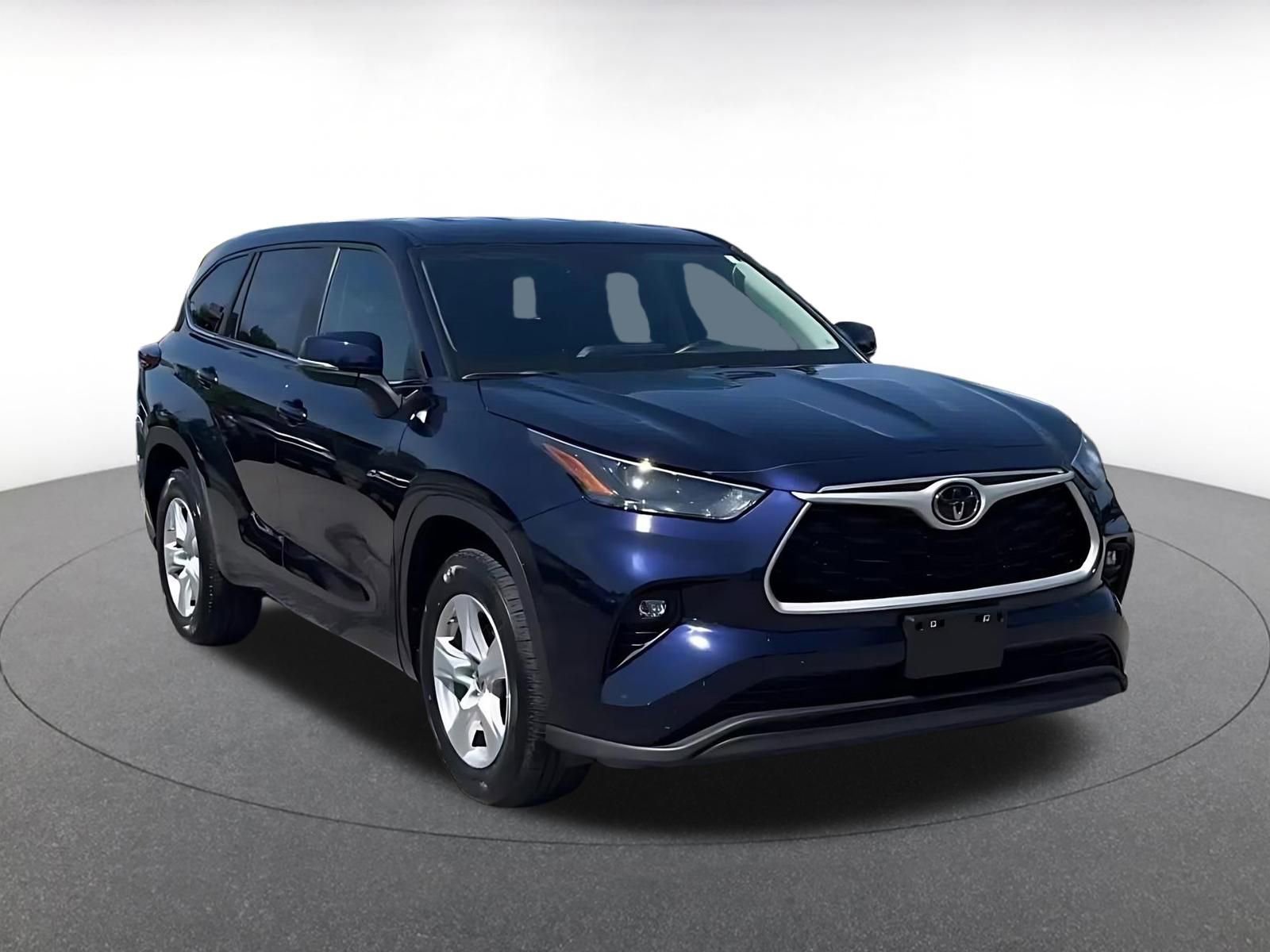 Thumbnail: 2025 Toyota Highlander - 3