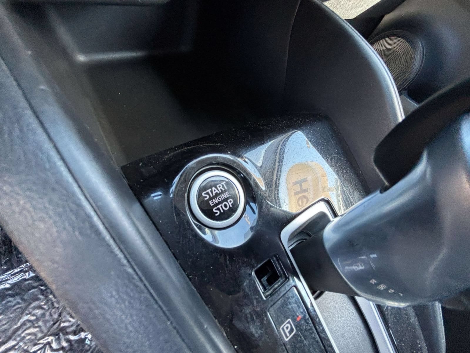 Thumbnail: 2021 Nissan Kicks - 31