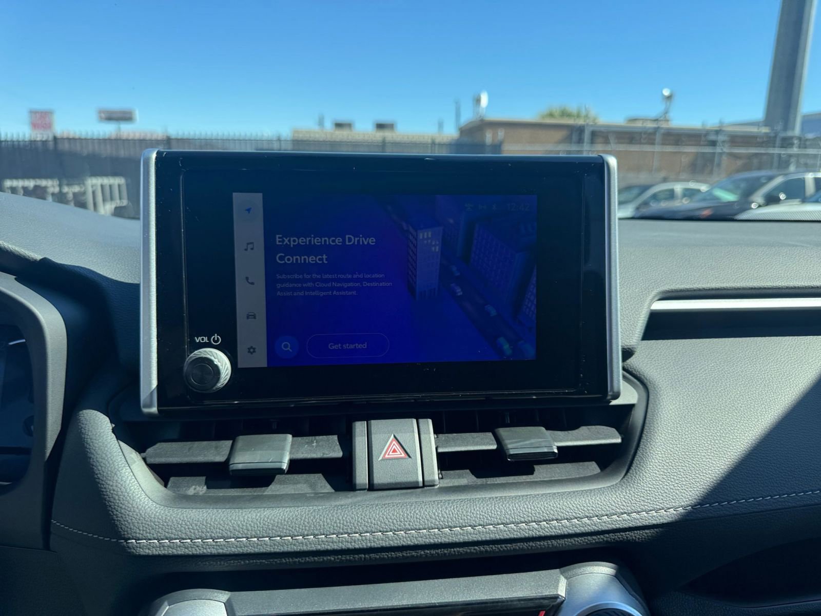 Thumbnail: 2025 Toyota RAV4 - 21