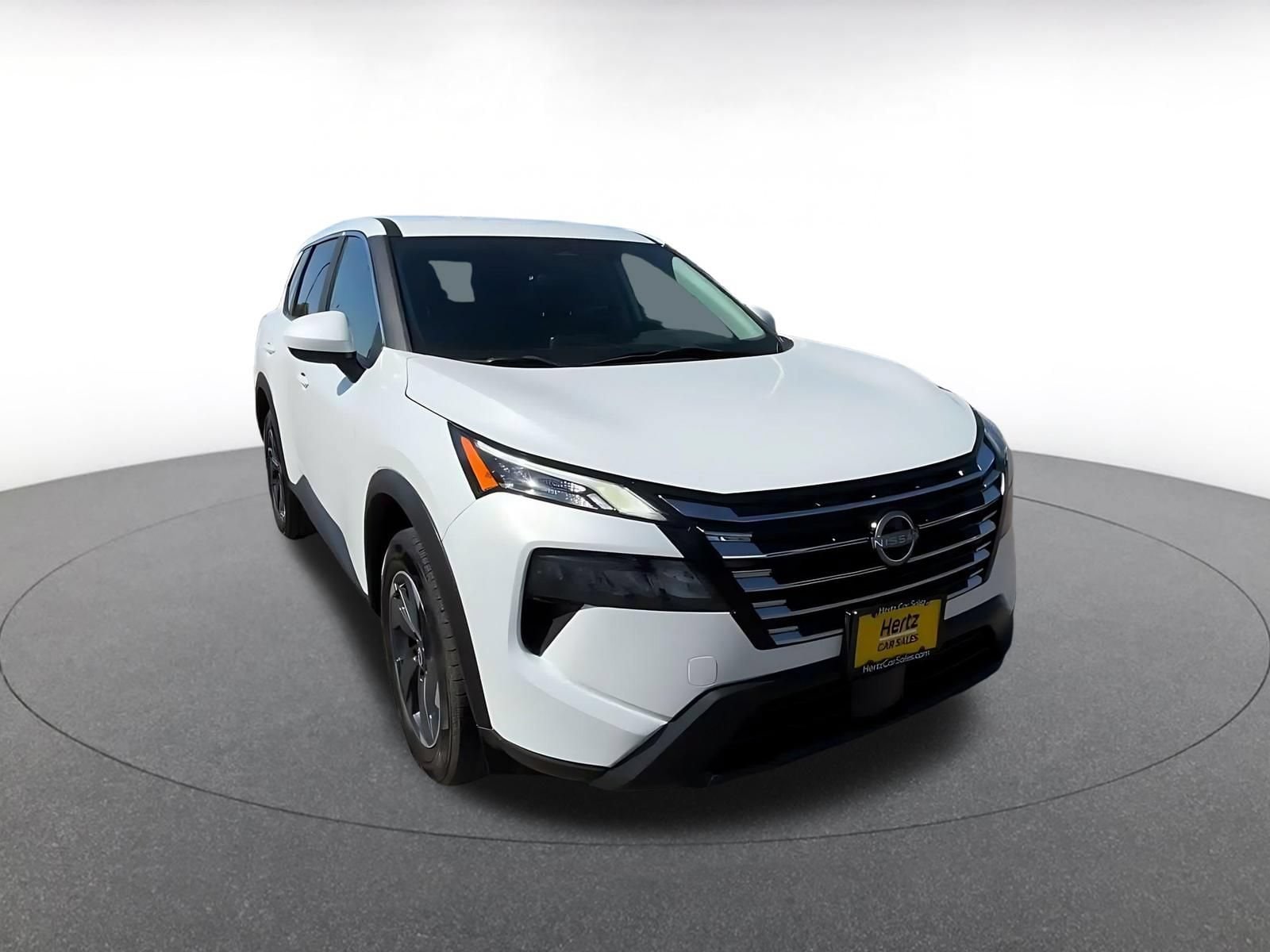 Thumbnail: 2024 Nissan Rogue - 3