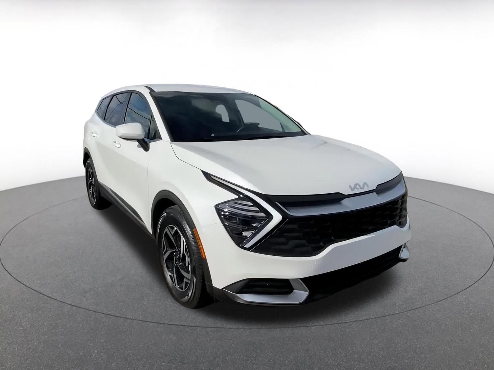 Thumbnail: 2025 Kia Sportage - 3