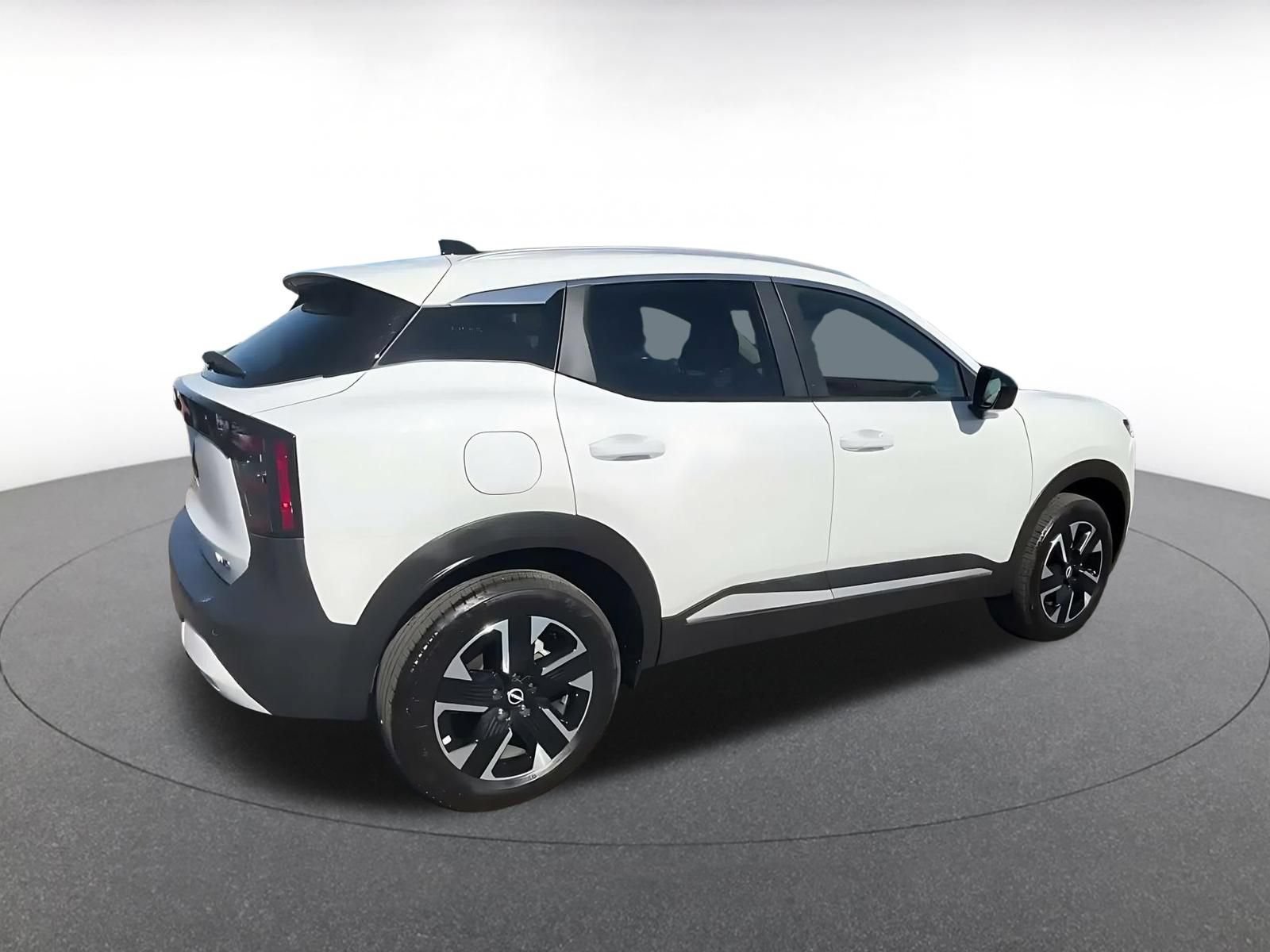 Thumbnail: 2026 Nissan Kicks - 14