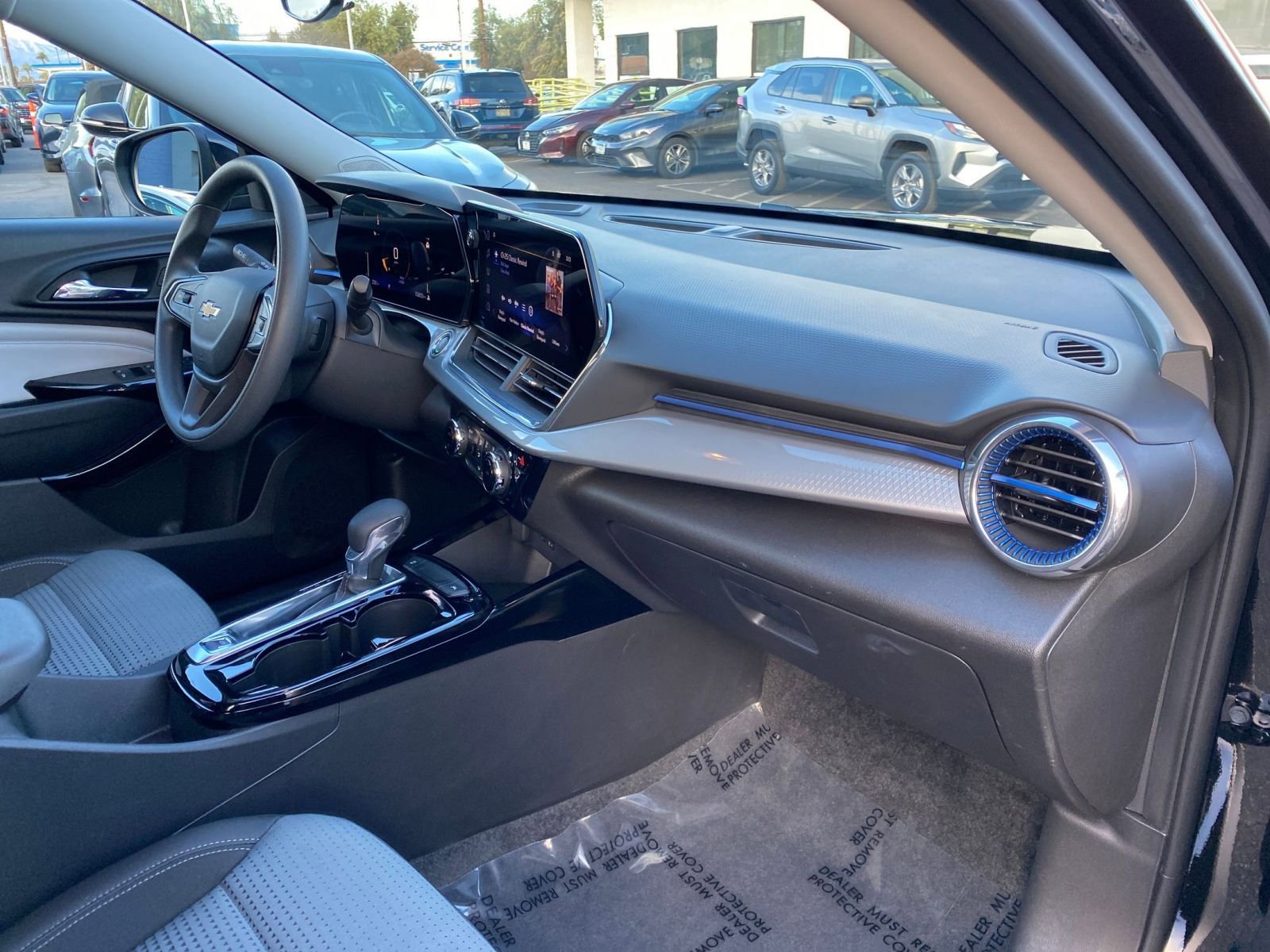 Thumbnail: 2025 Chevrolet Trax - 35