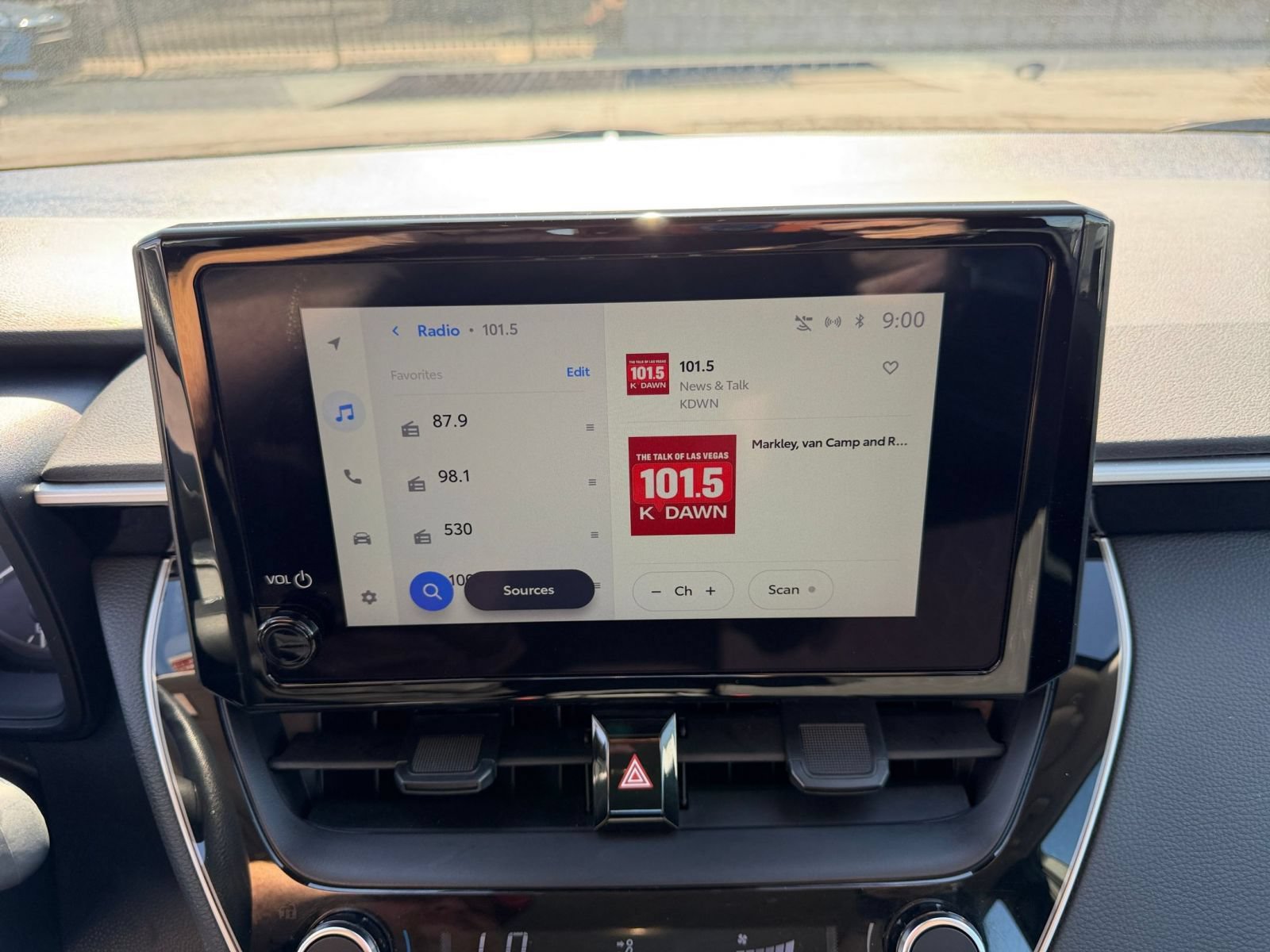 Thumbnail: 2025 Toyota Corolla - 20