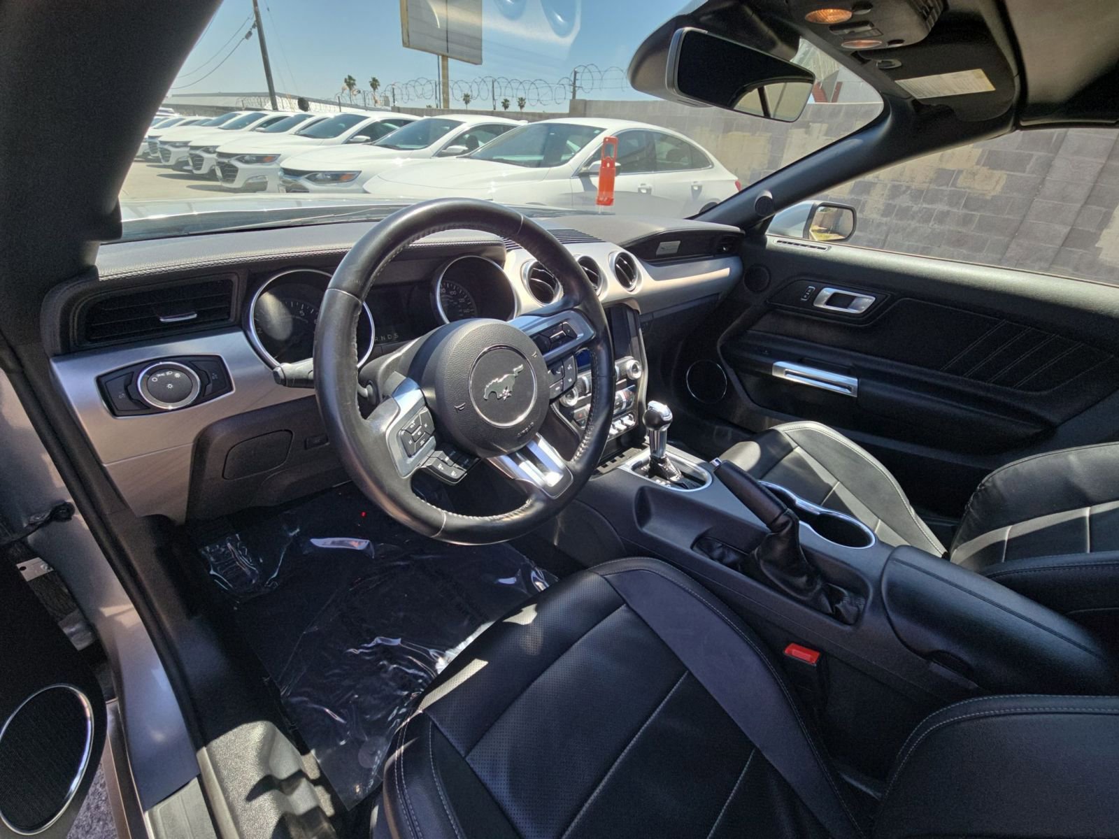 Thumbnail: 2022 Ford Mustang - 12