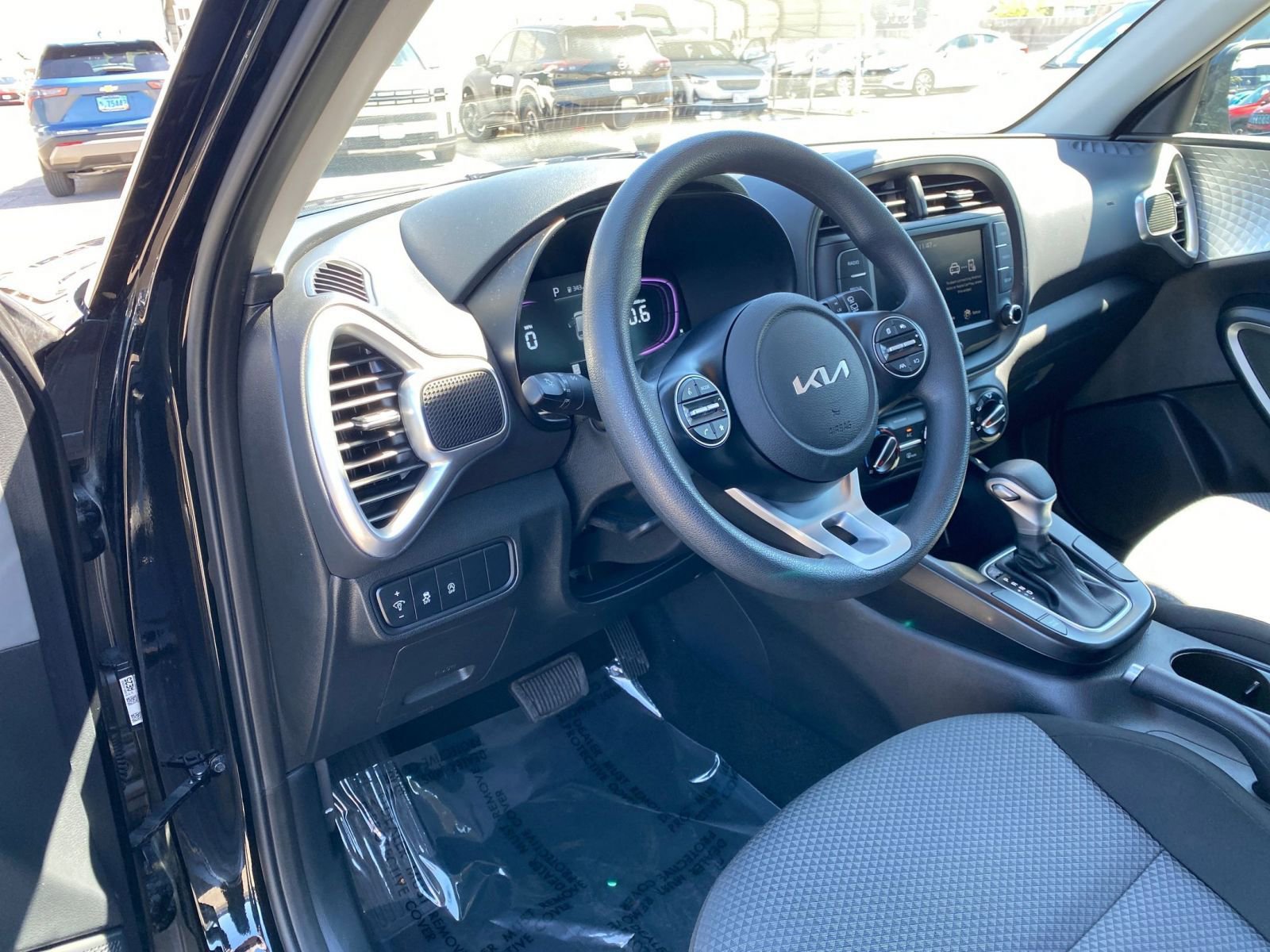 Thumbnail: 2025 Kia Soul - 32