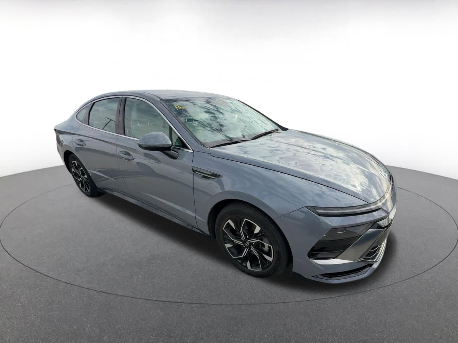 Thumbnail: 2025 Hyundai Sonata - 1