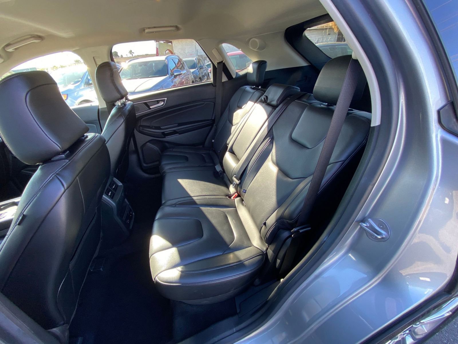 Thumbnail: 2022 Ford Edge - 25