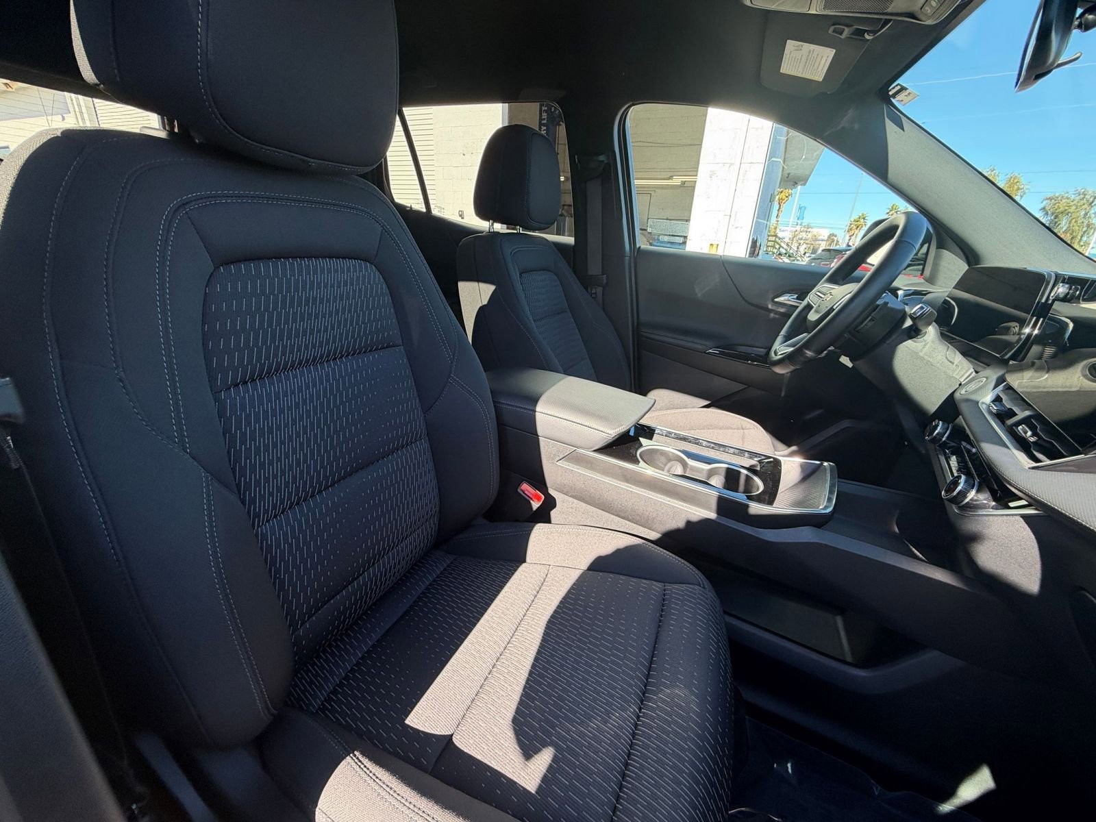 Thumbnail: 2025 Chevrolet Equinox - 34