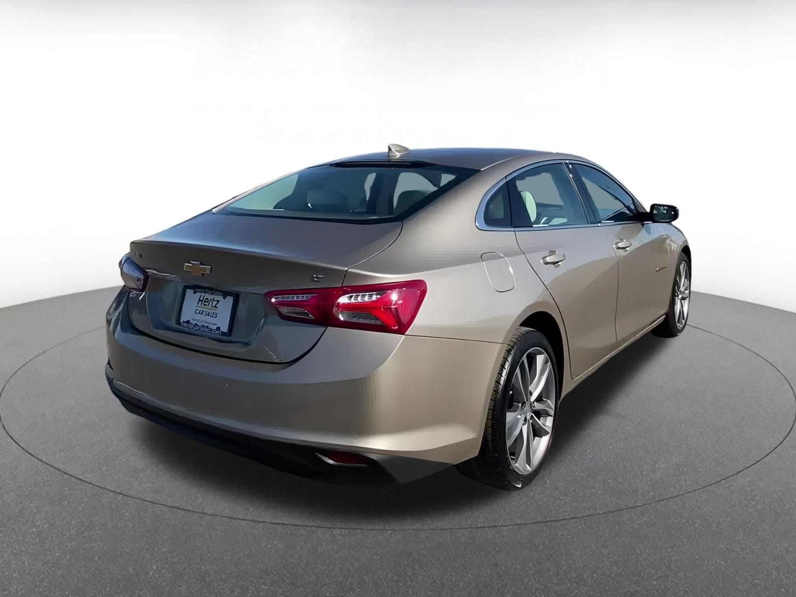 Thumbnail: 2024 Chevrolet Malibu - 14