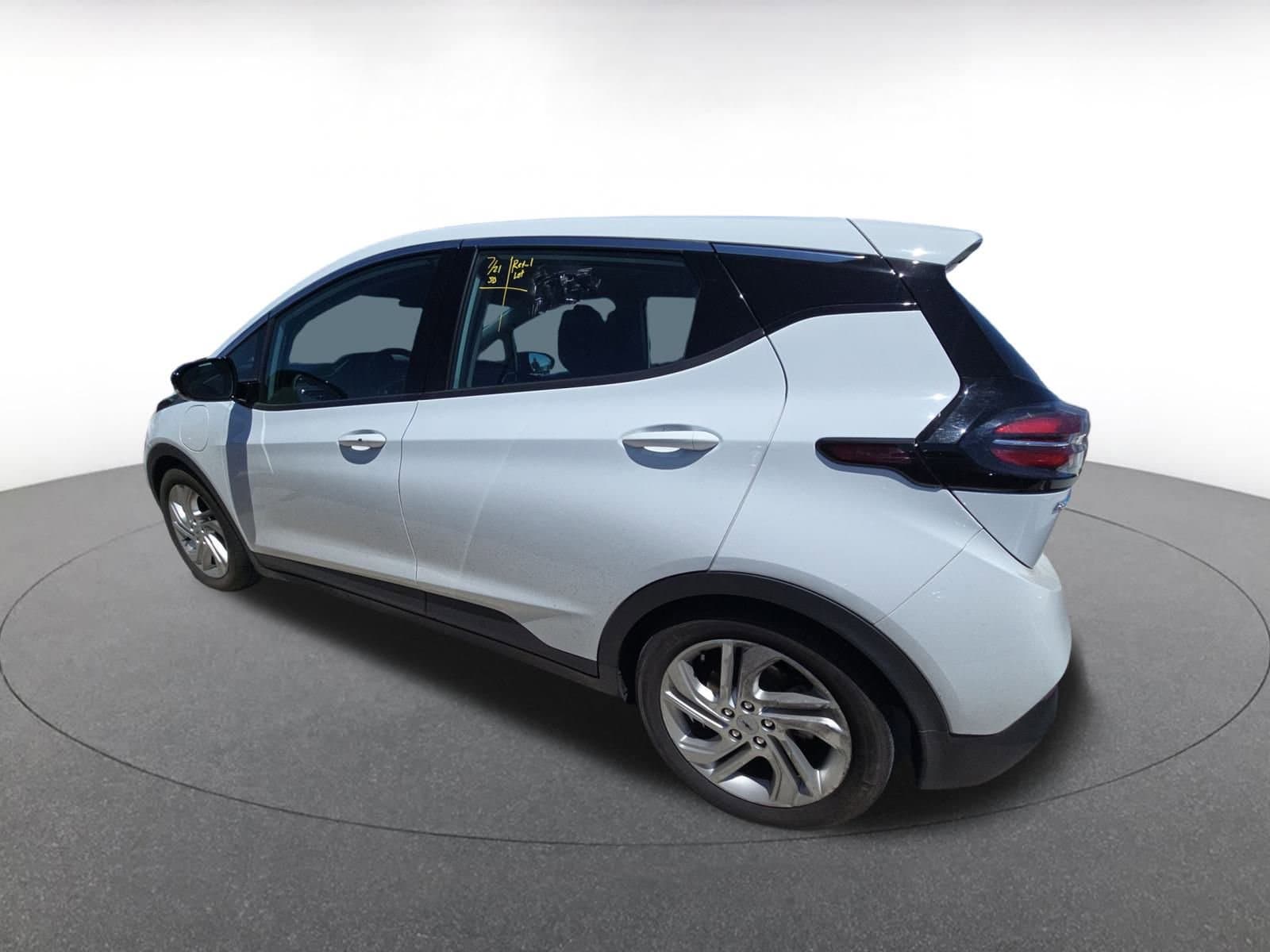 Thumbnail: 2023 Chevrolet Bolt EV - 6
