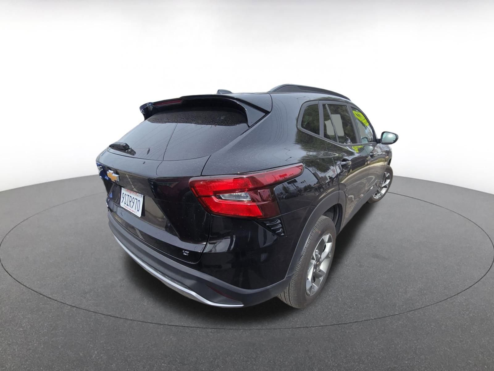 Thumbnail: 2025 Chevrolet Trax - 8