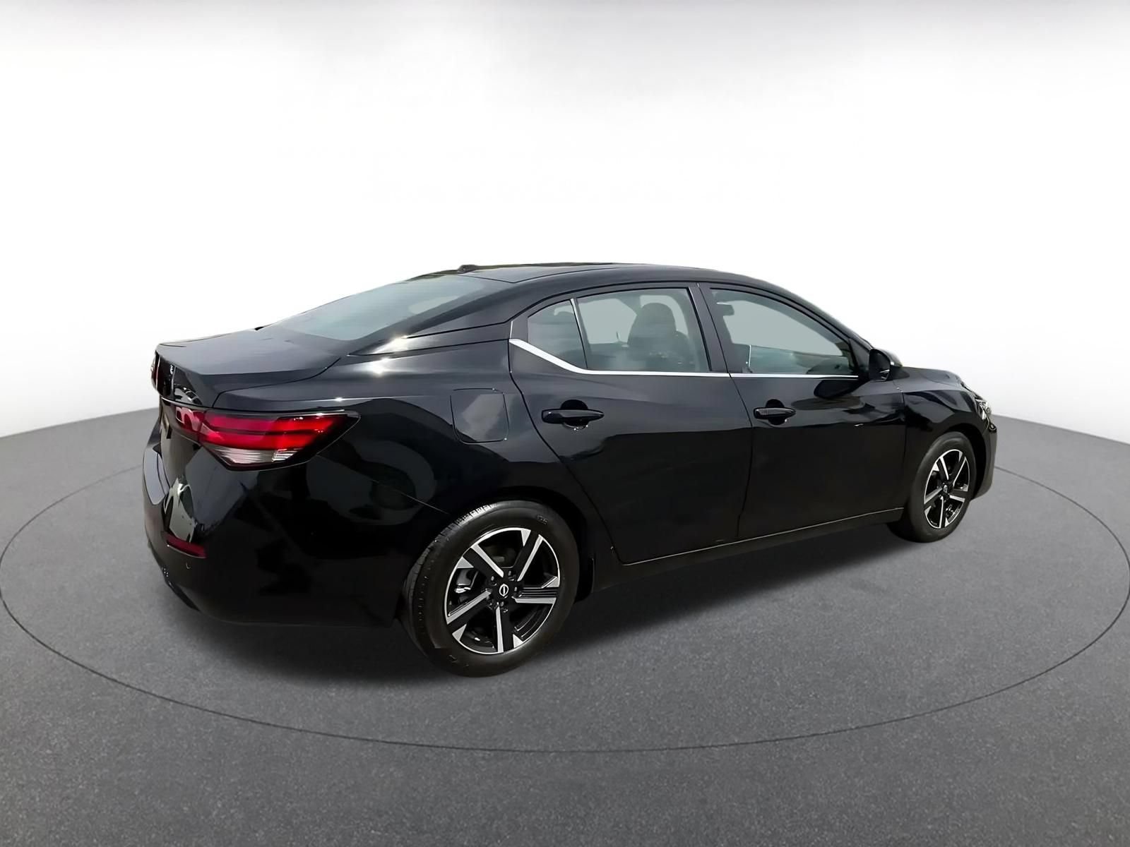 Thumbnail: 2025 Nissan Sentra - 14