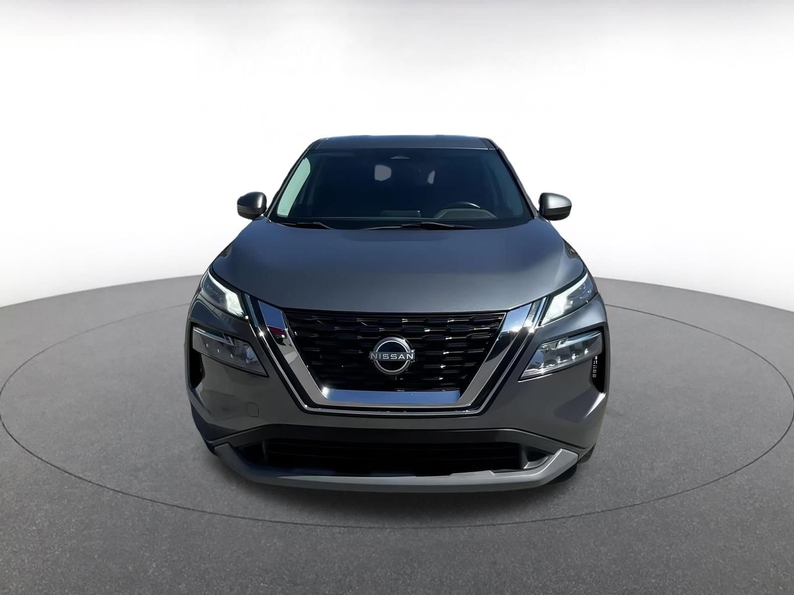 2023 Nissan Rogue SV 5