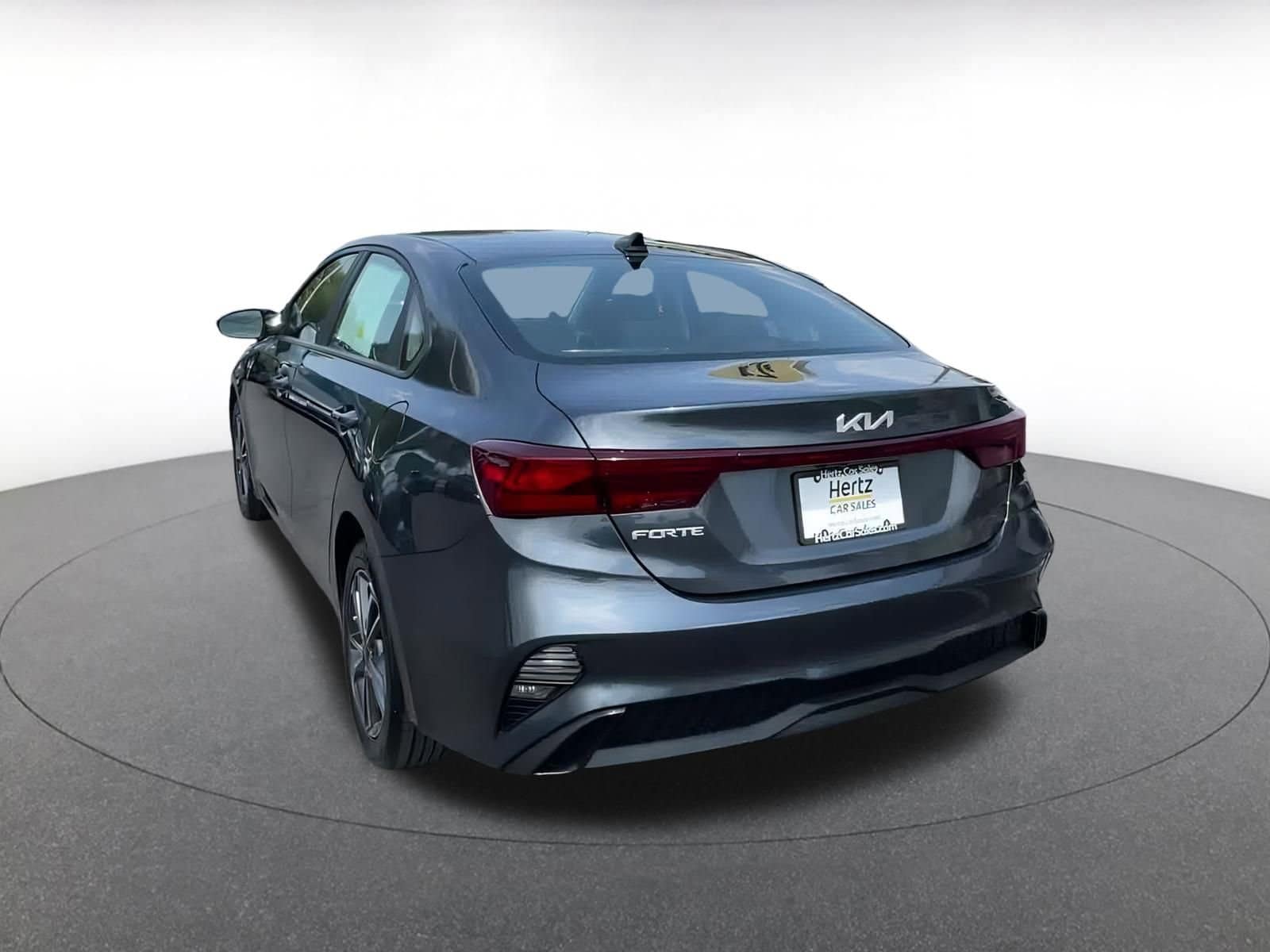 Thumbnail: 2024 Kia Forte - 11