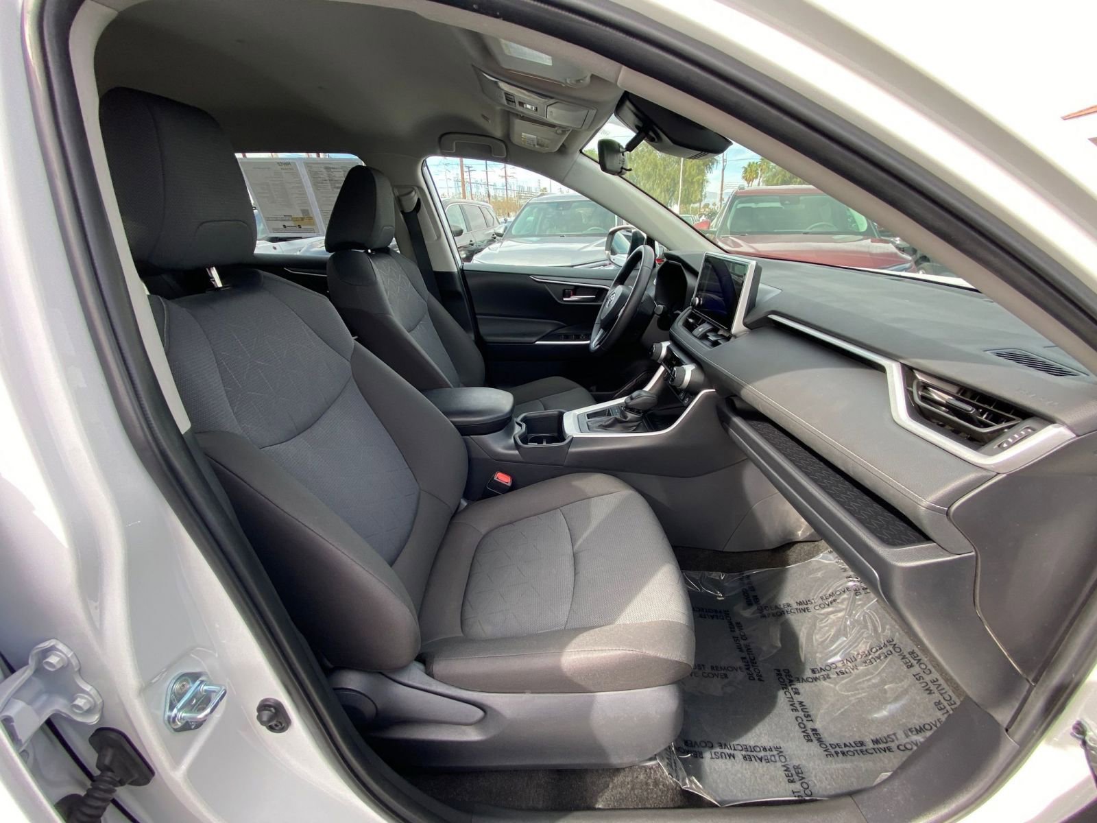 Thumbnail: 2025 Toyota RAV4 - 27