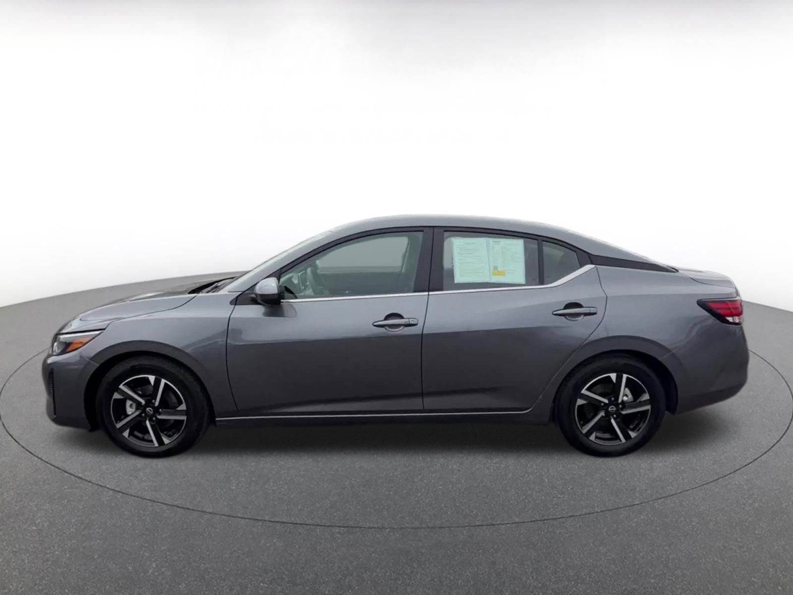 Thumbnail: 2025 Nissan Sentra - 9