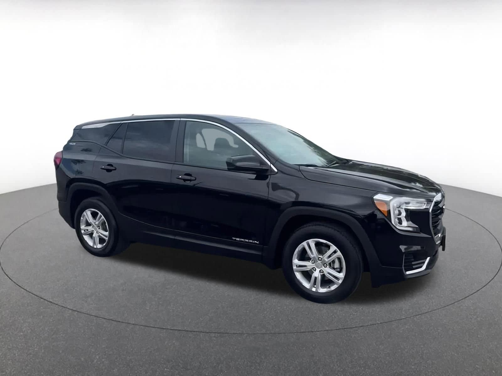 Thumbnail: 2024 GMC Terrain - 2