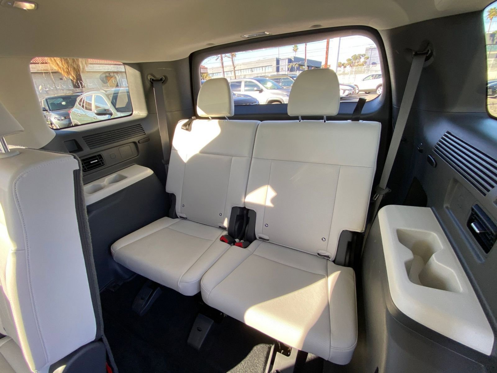 Thumbnail: 2025 Hyundai Santa Fe - 31