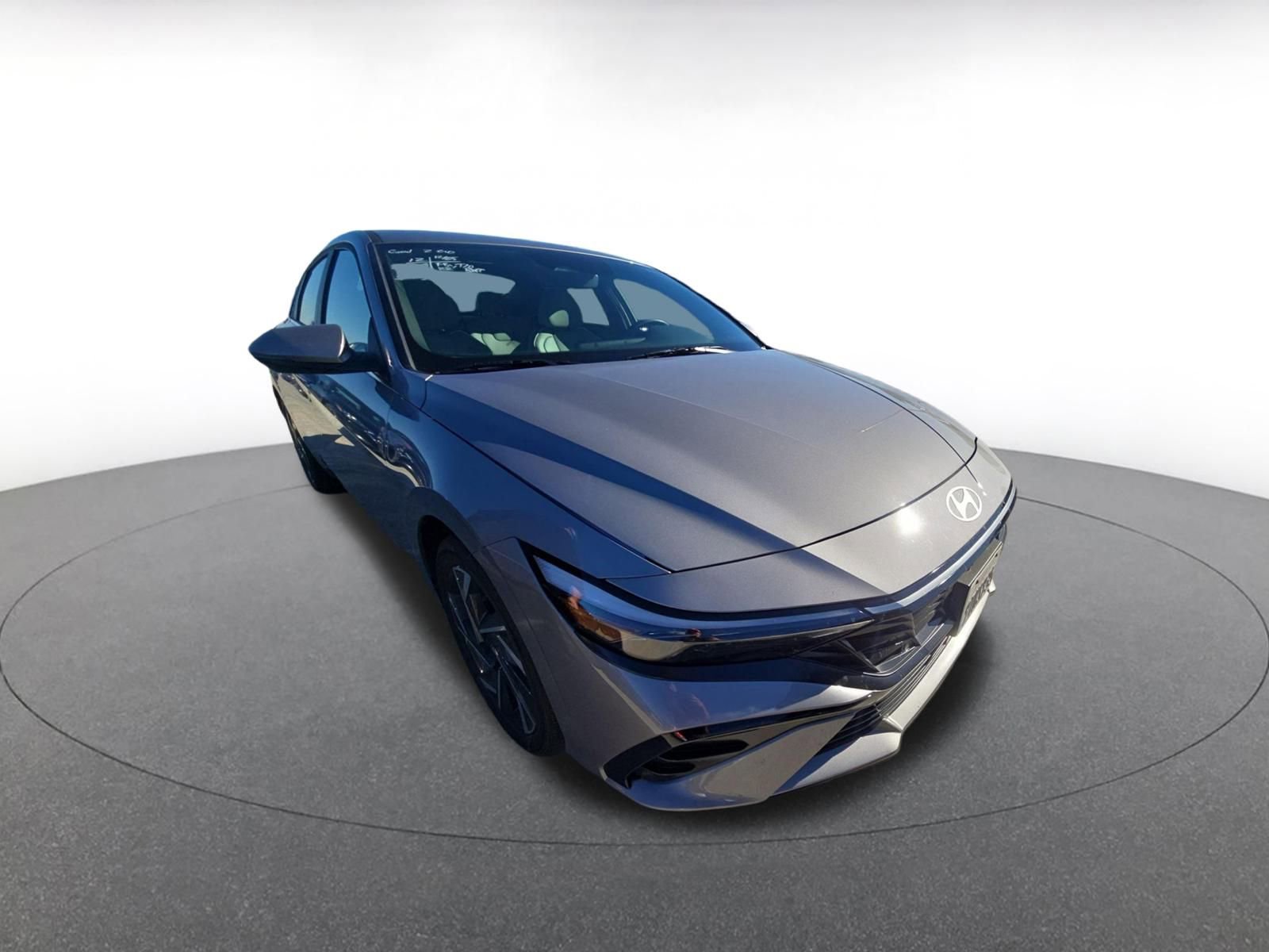 Thumbnail: 2025 Hyundai Elantra - 3