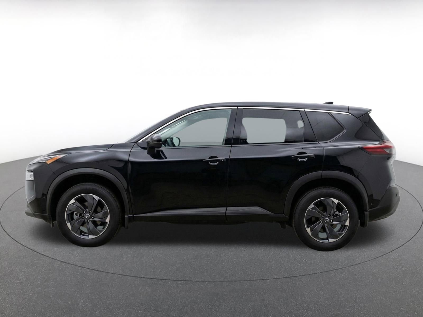 Thumbnail: 2025 Nissan Rogue - 4