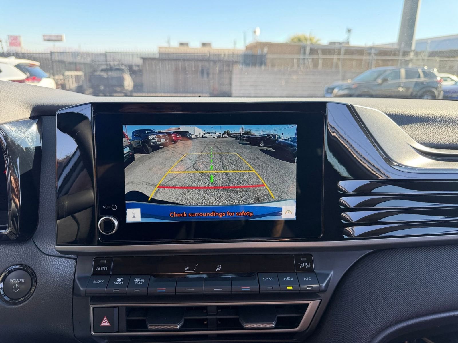 Thumbnail: 2025 Toyota Camry - 17