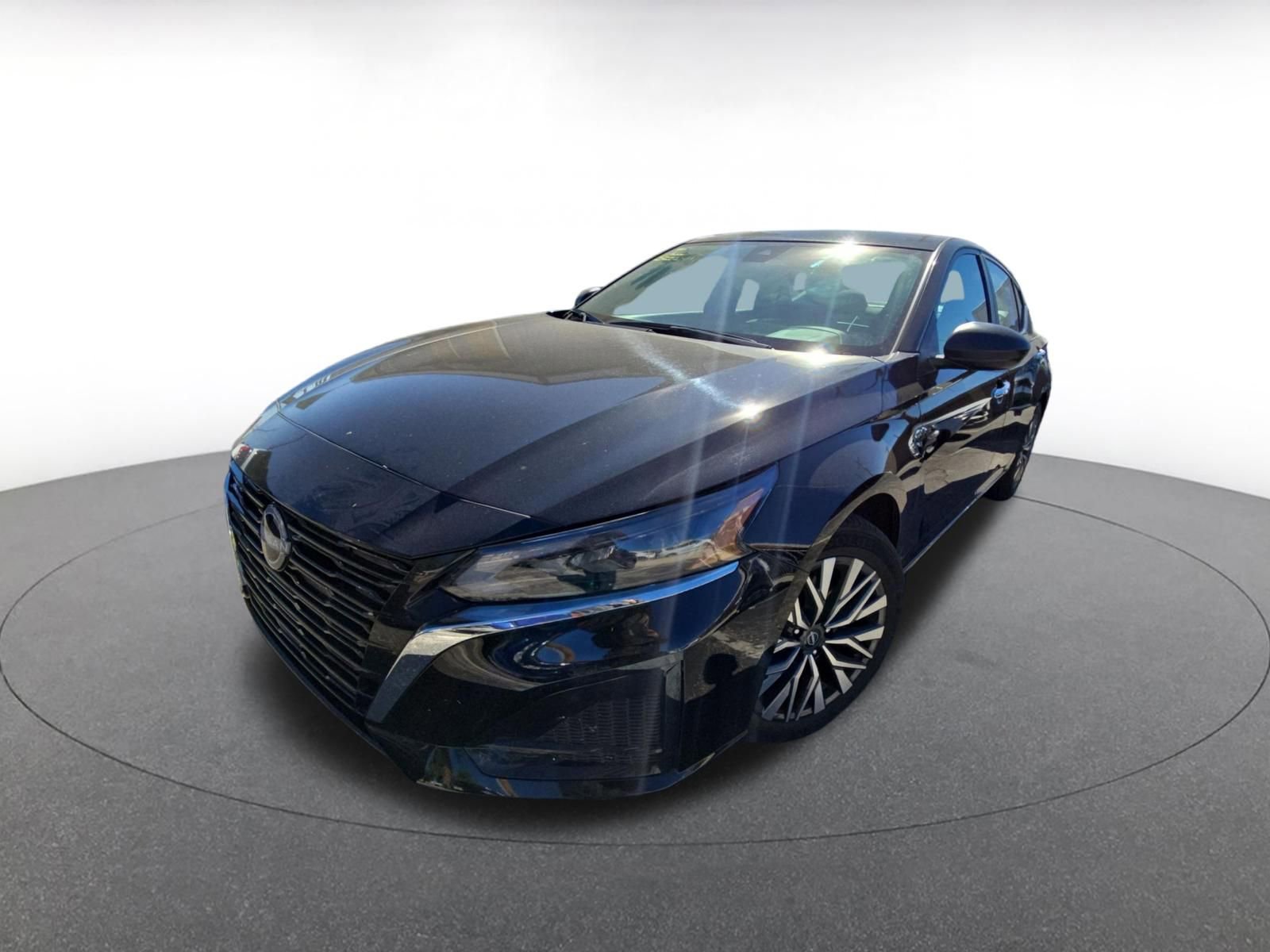 Thumbnail: 2025 Nissan Altima - 4