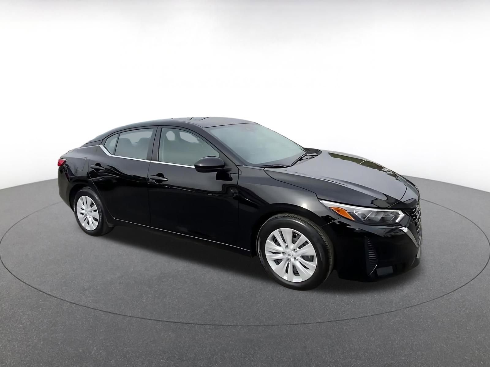 Thumbnail: 2025 Nissan Sentra - 2