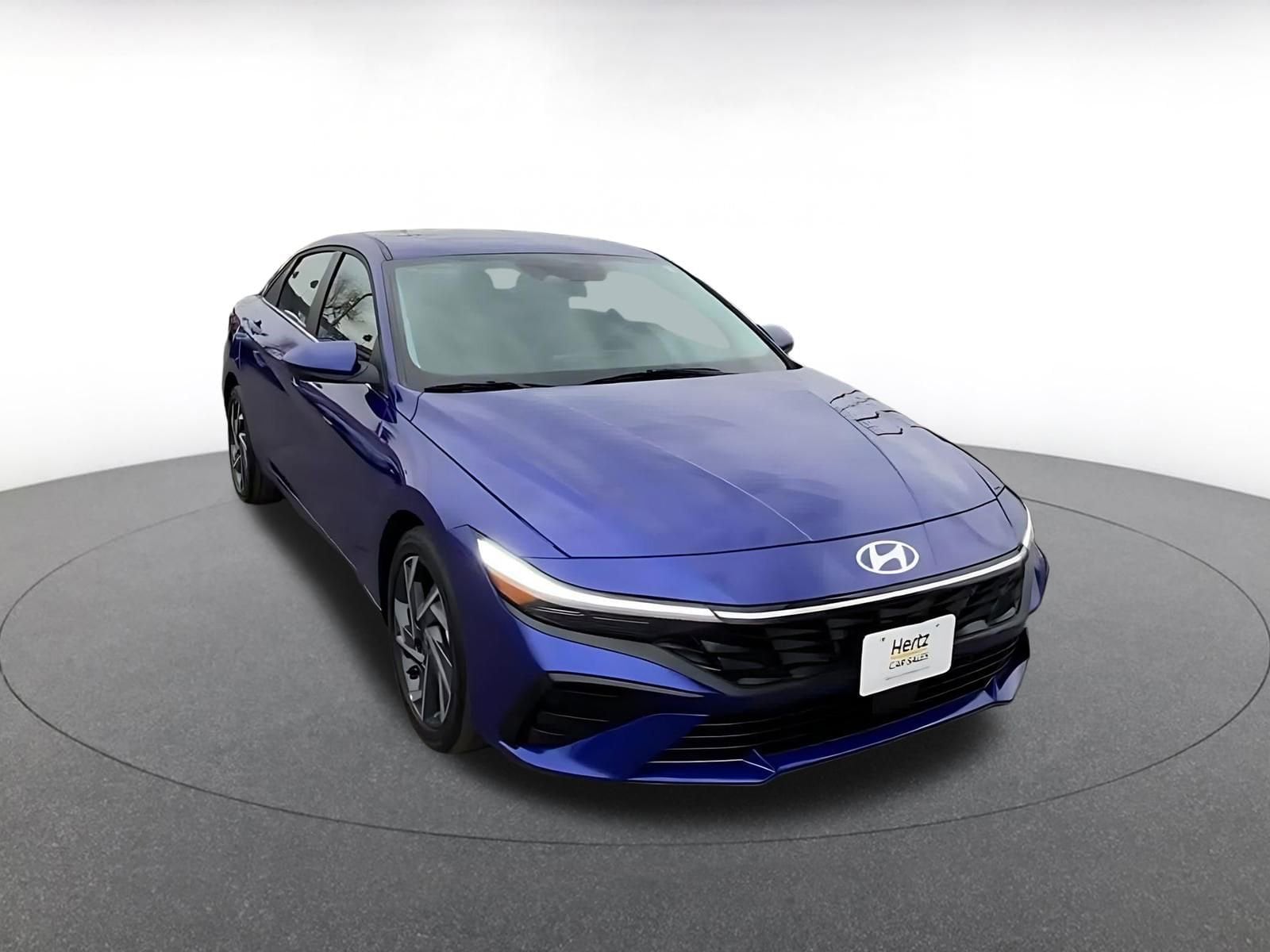 Thumbnail: 2025 Hyundai Elantra - 3