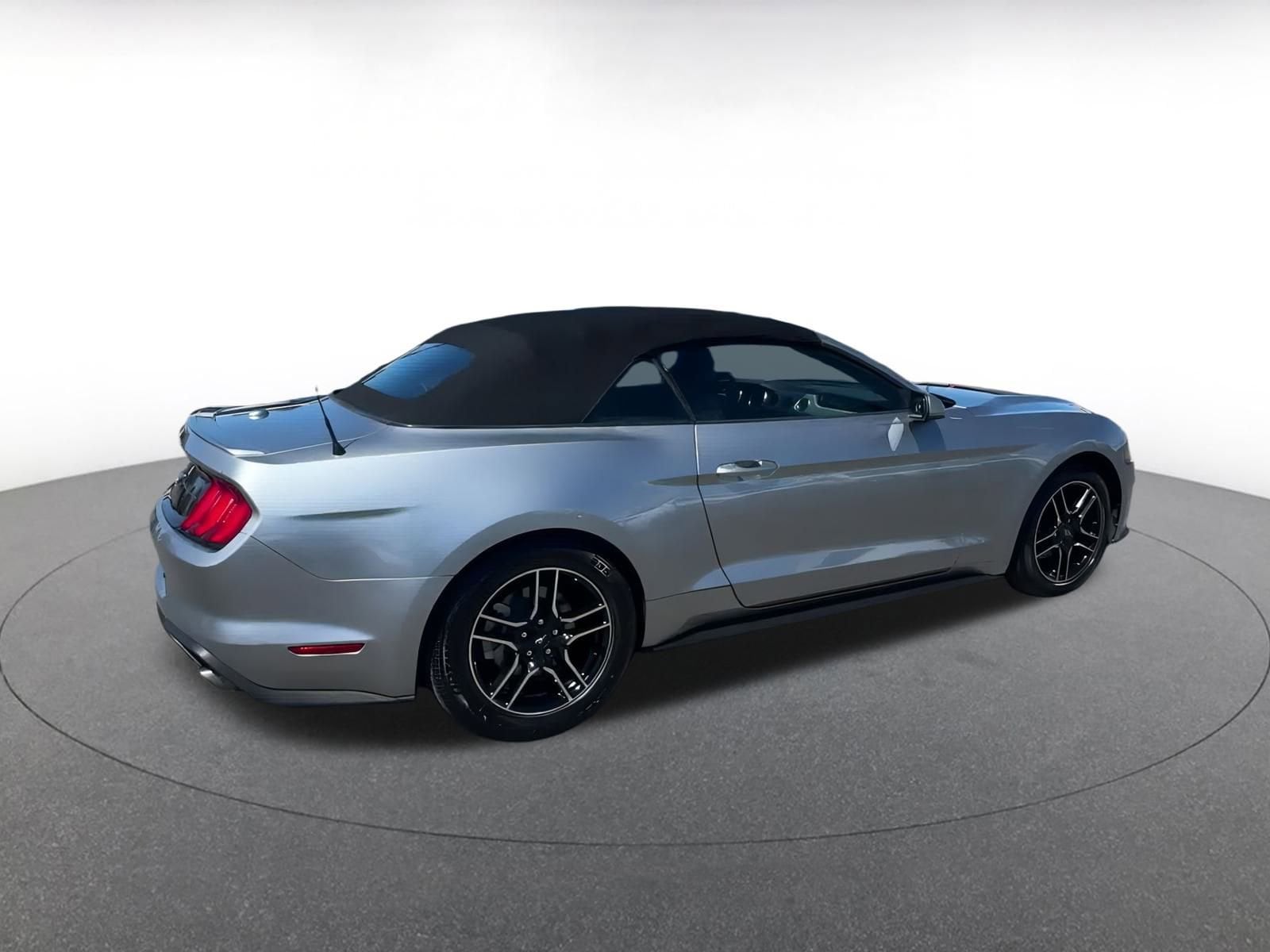Thumbnail: 2023 Ford Mustang - 15