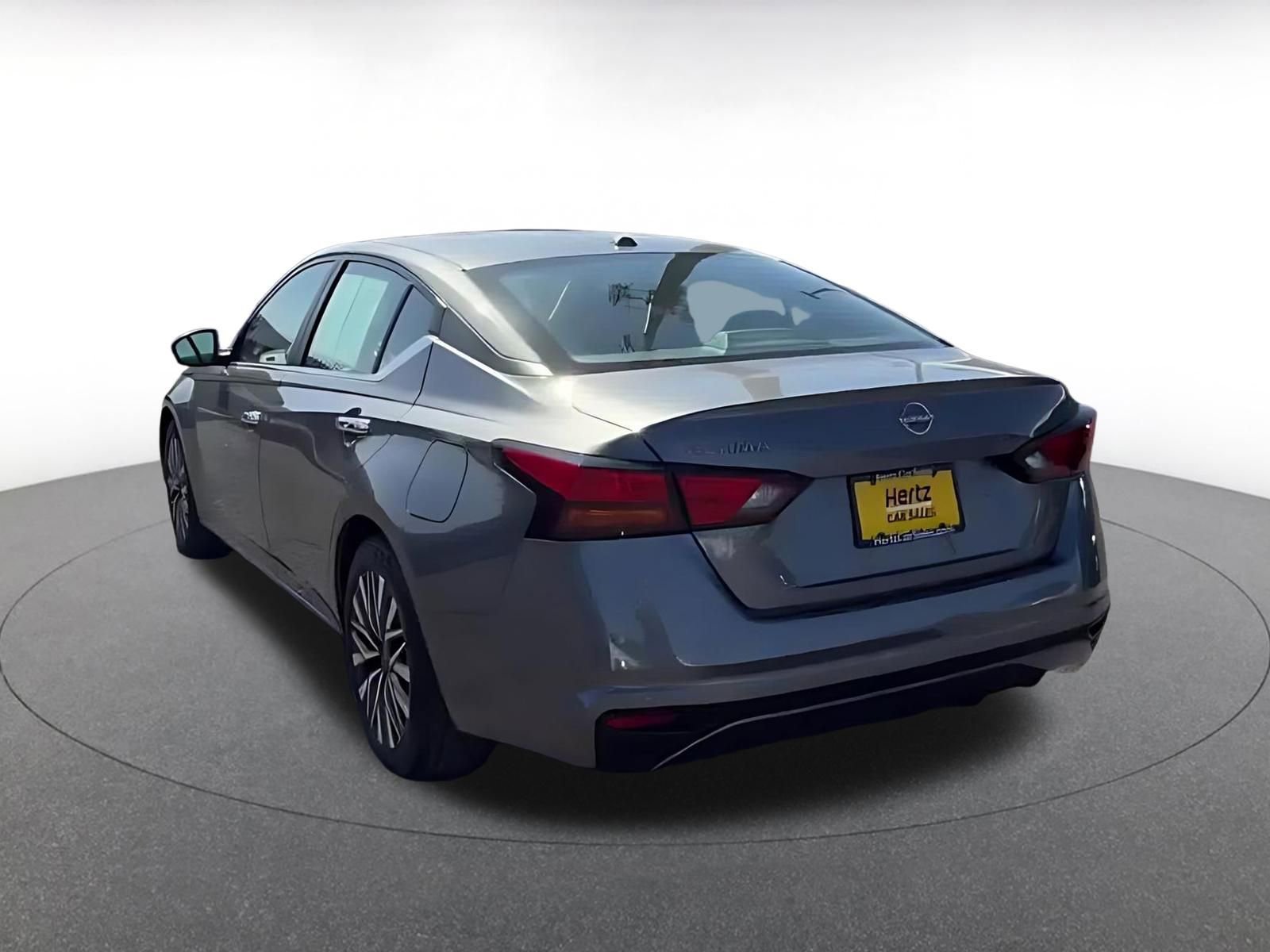 Thumbnail: 2025 Nissan Altima - 11