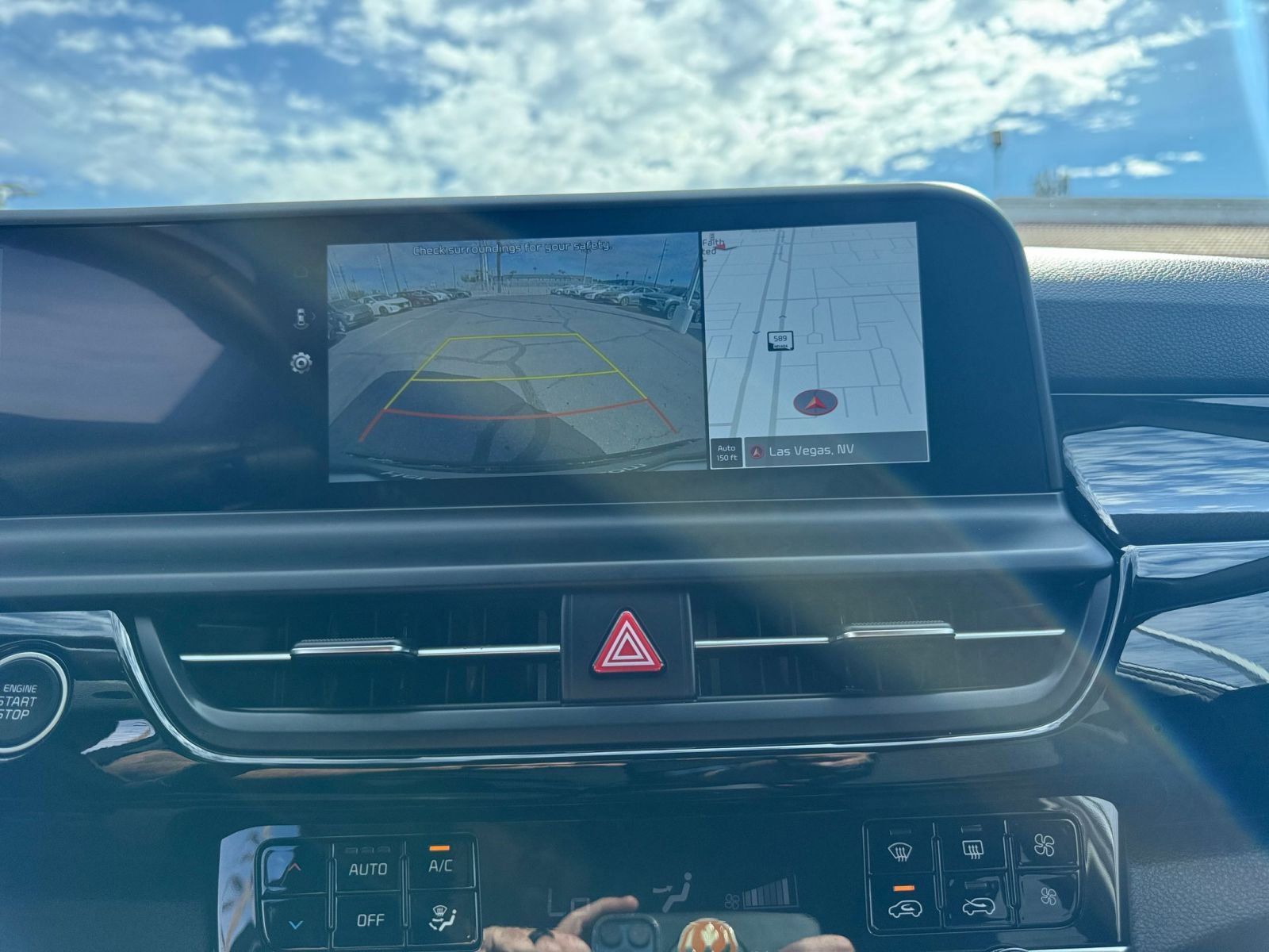 Thumbnail: 2025 Kia Seltos - 17