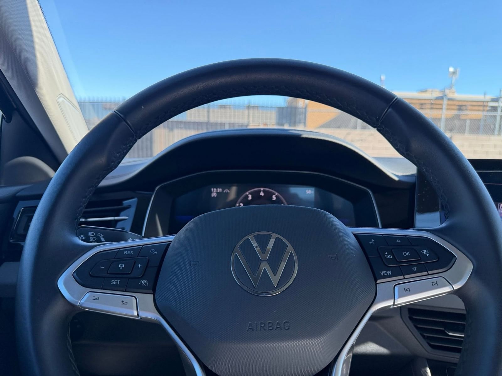 Thumbnail: 2025 Volkswagen Jetta - 25