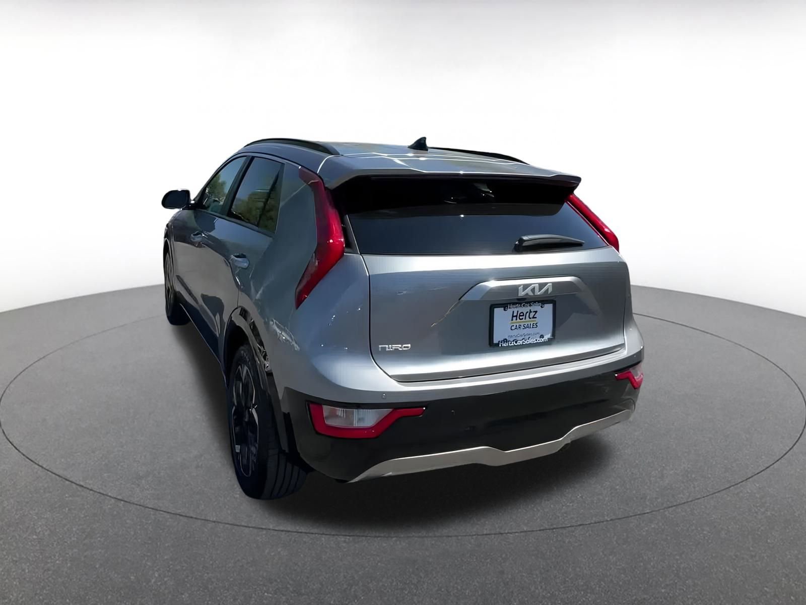 Thumbnail: 2023 Kia Niro - 11