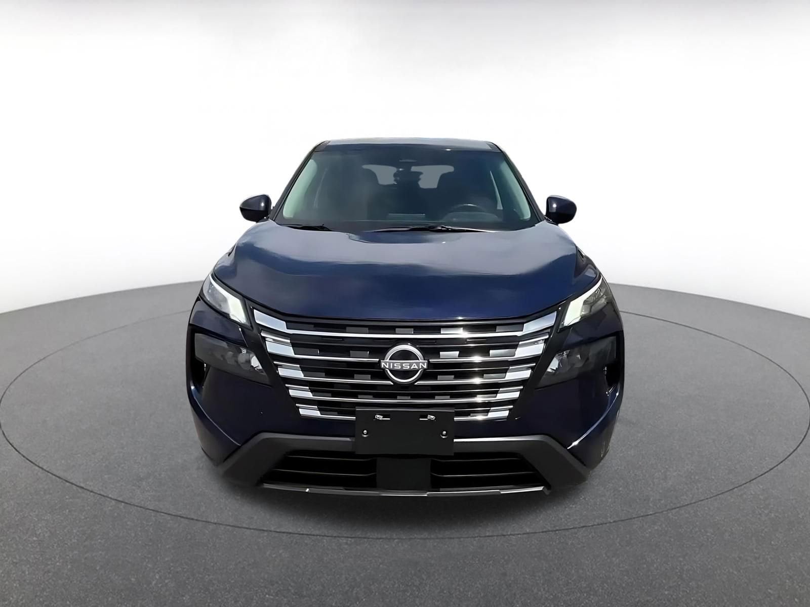 Thumbnail: 2025 Nissan Rogue - 4
