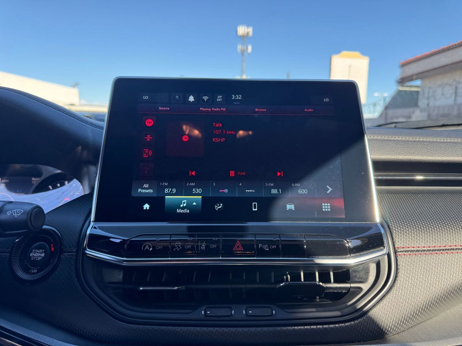 Thumbnail: 2025 Jeep Compass - 18