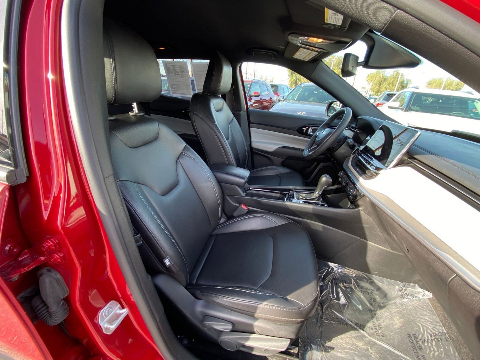 Thumbnail: 2025 Jeep Compass - 28