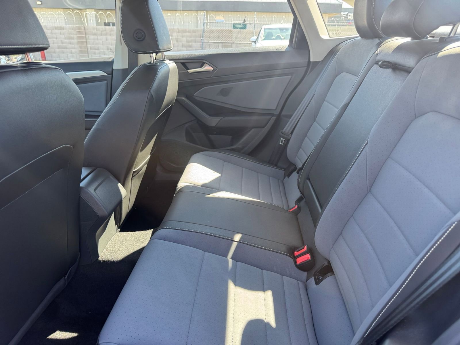 Thumbnail: 2025 Volkswagen Jetta - 23