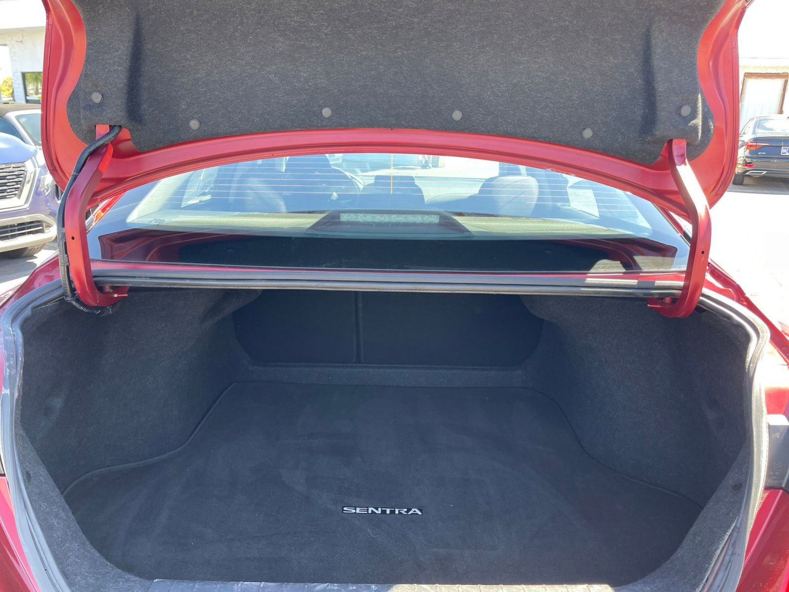 Thumbnail: 2024 Nissan Sentra - 31