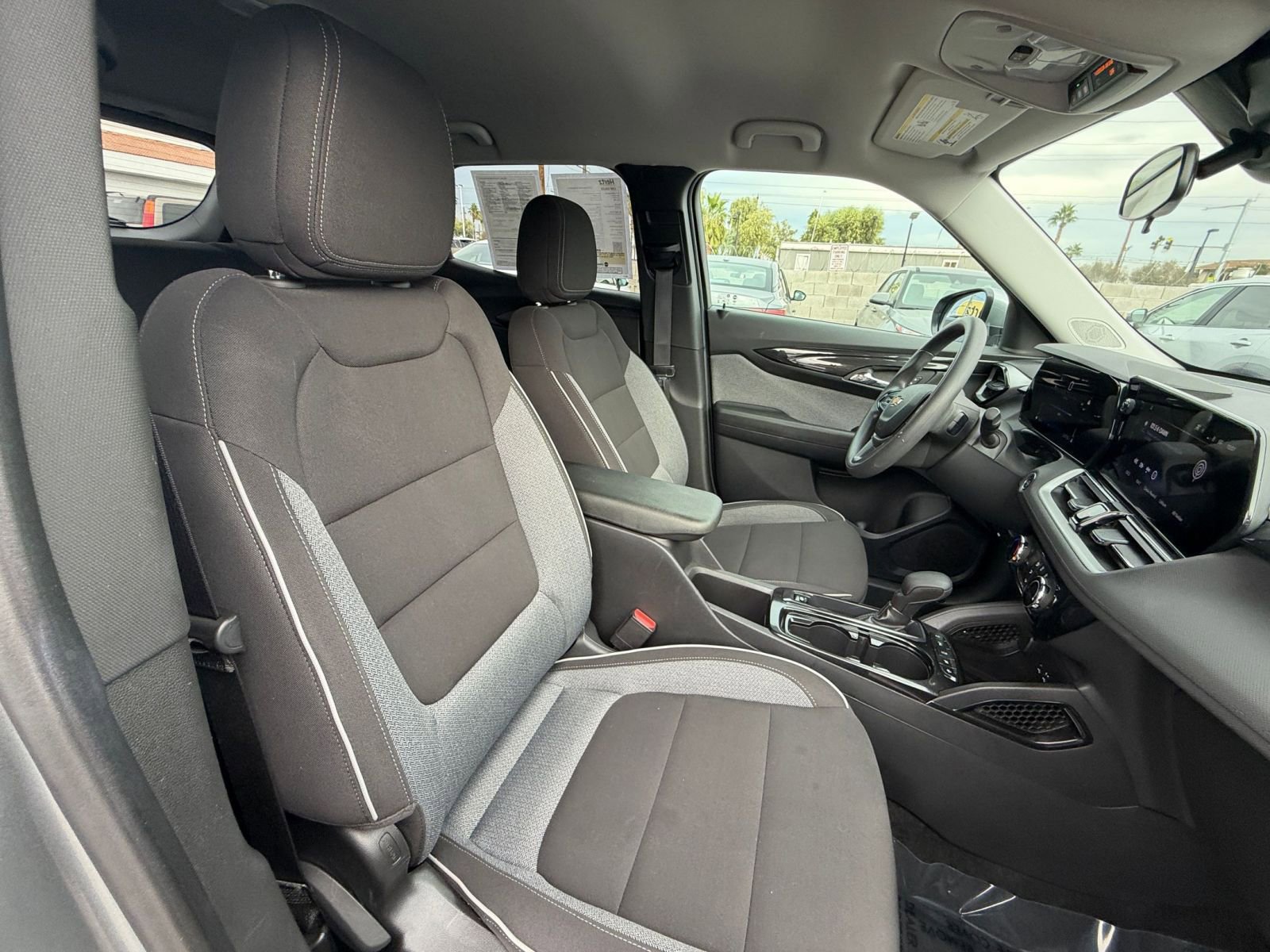 Thumbnail: 2025 Chevrolet TrailBlazer - 34