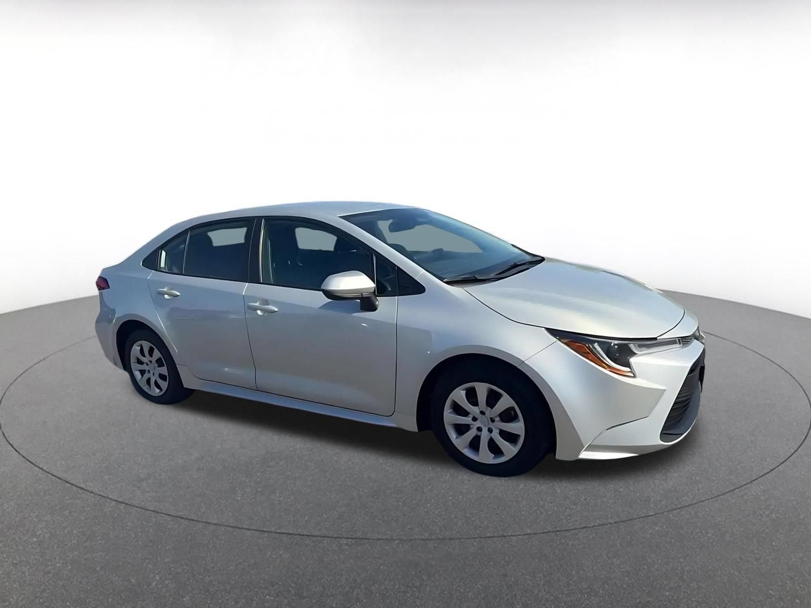 Thumbnail: 2025 Toyota Corolla - 2