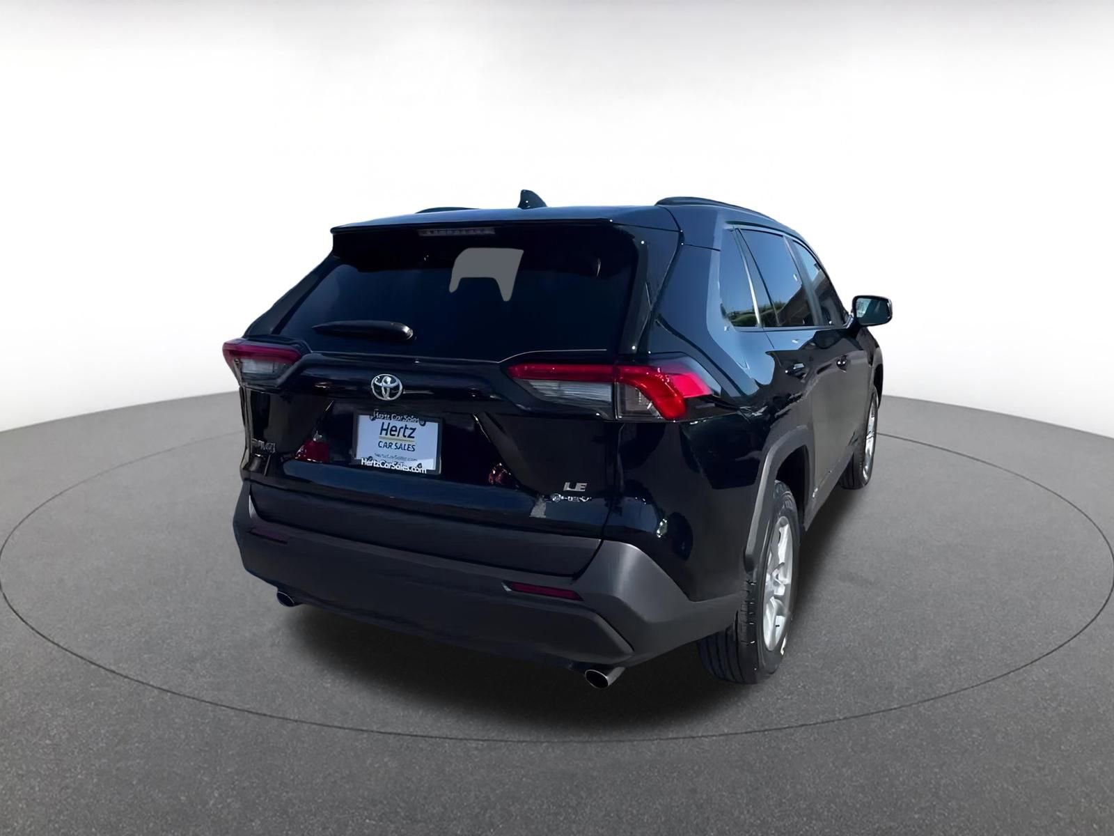 Thumbnail: 2025 Toyota RAV4 - 15