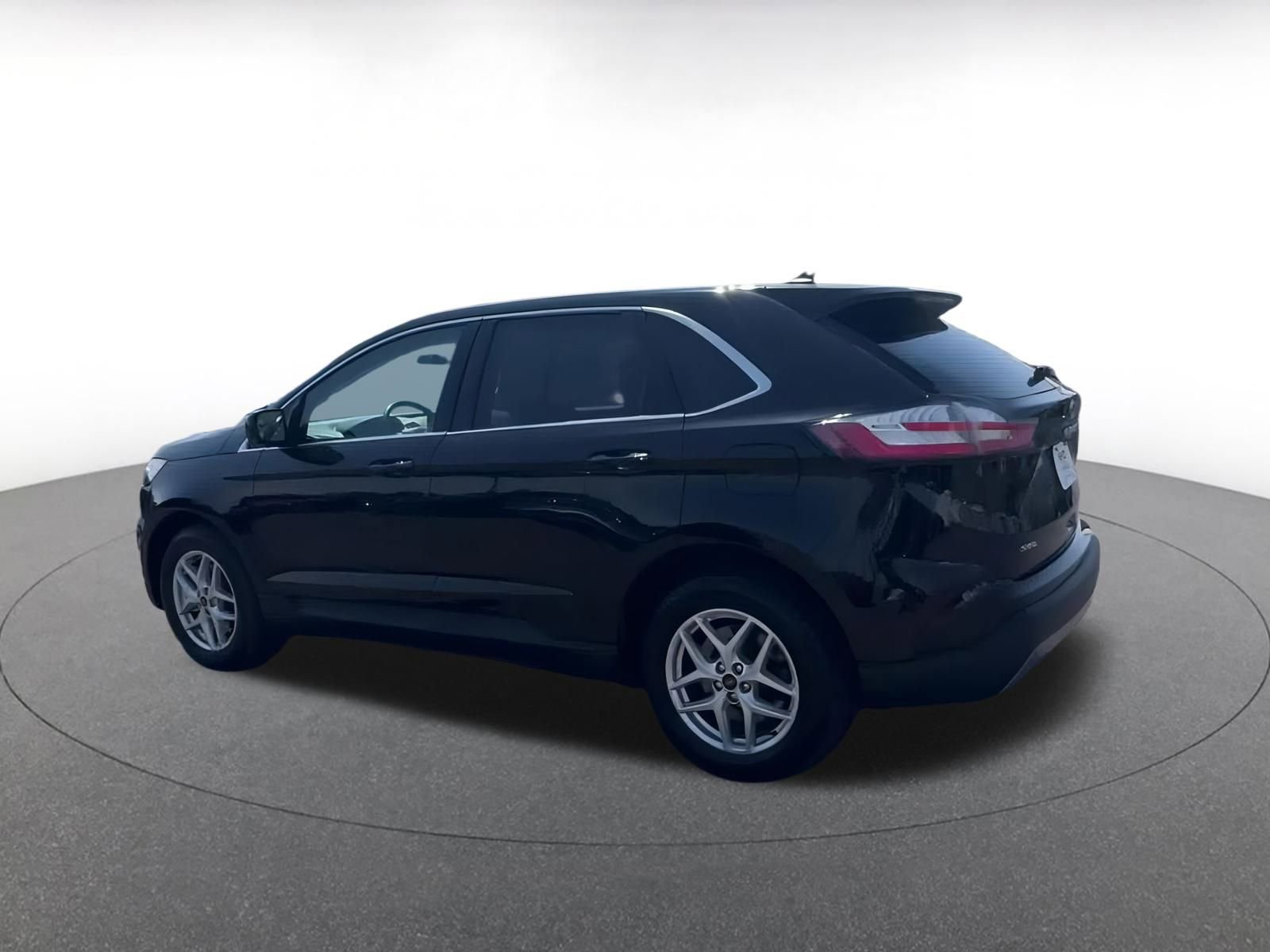 Thumbnail: 2024 Ford Edge - 10